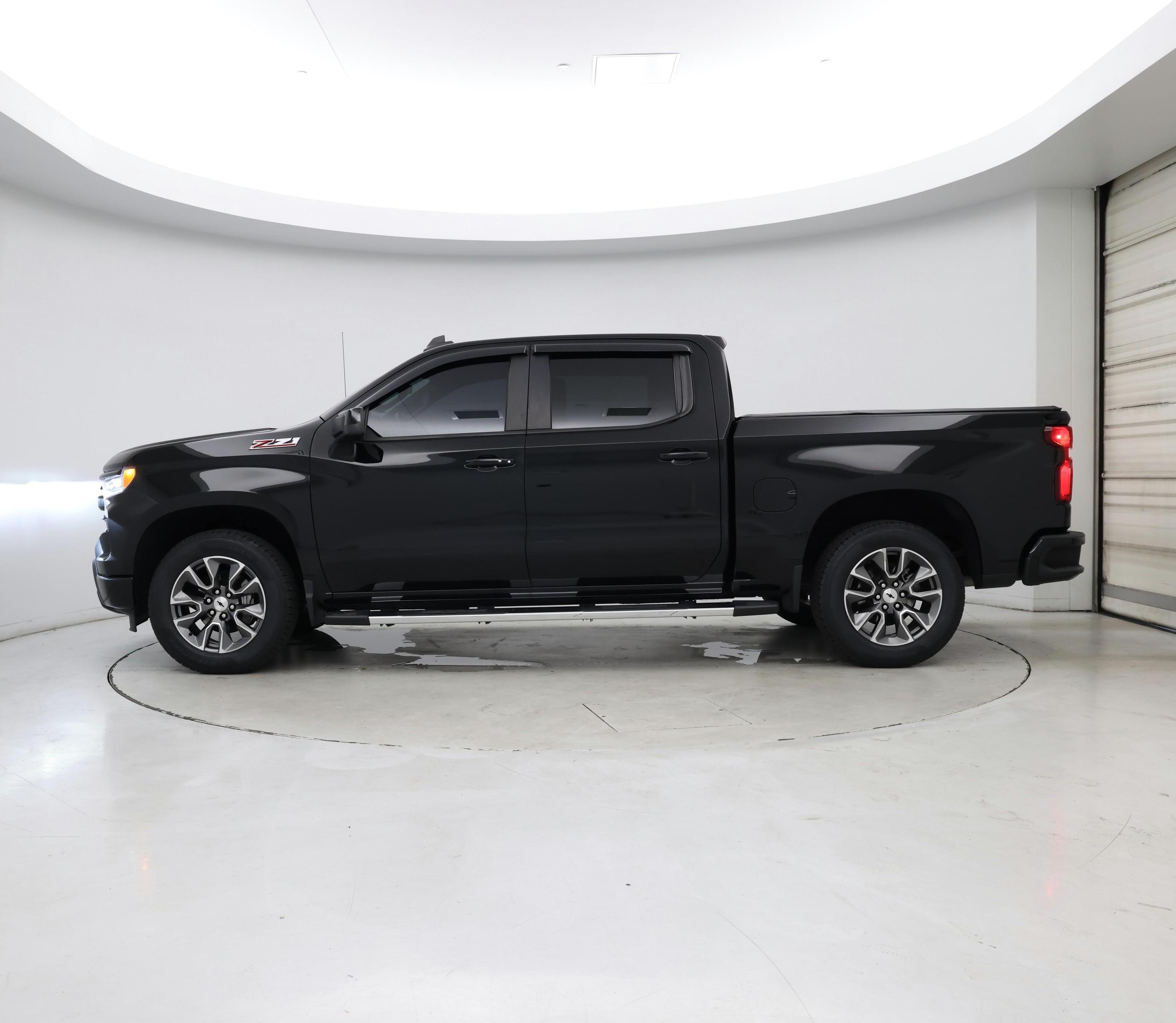 Thumbnail: 2022 Chevrolet Silverado 1500 - 3