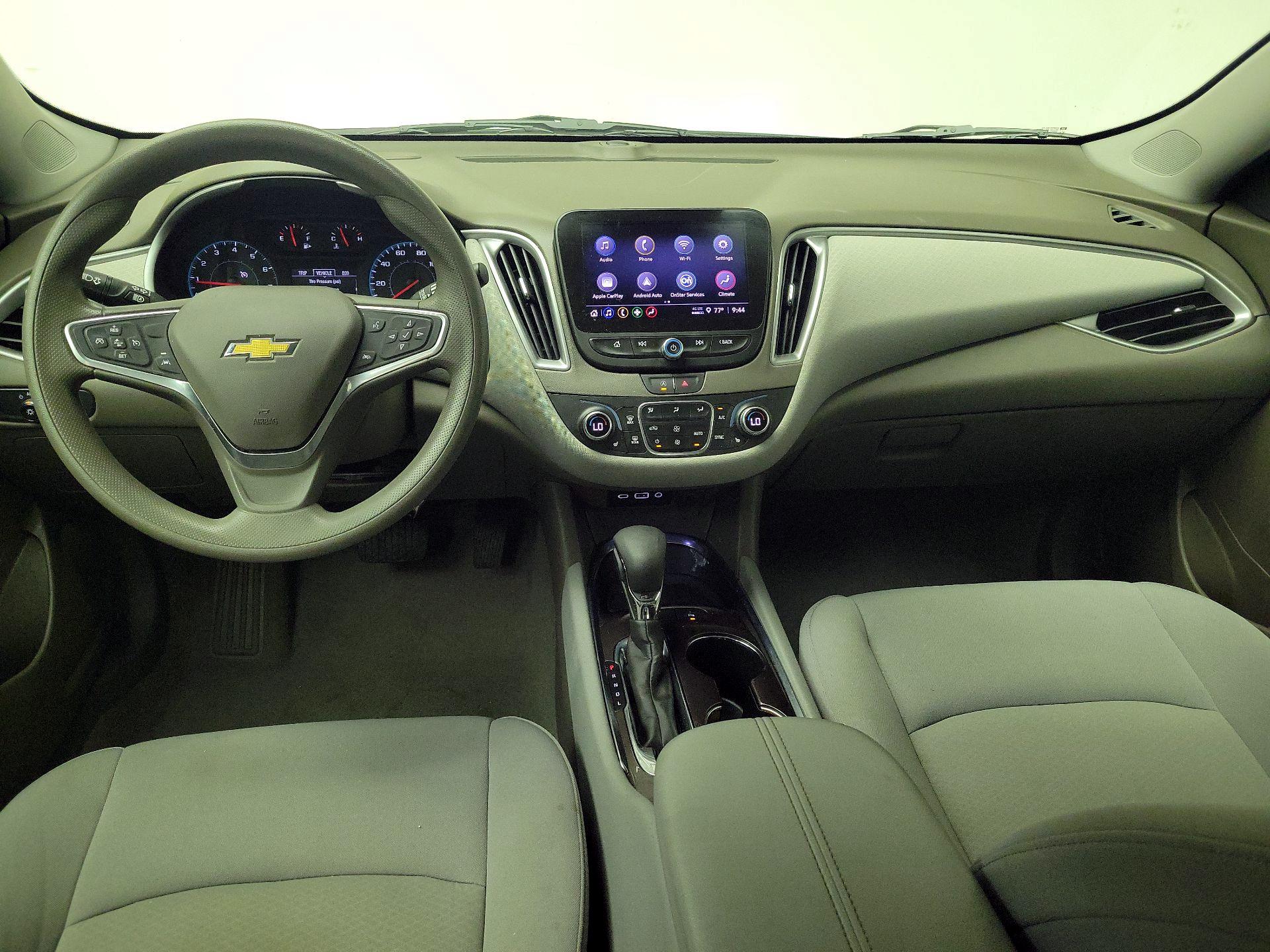 Thumbnail: 2022 Chevrolet Malibu - 9
