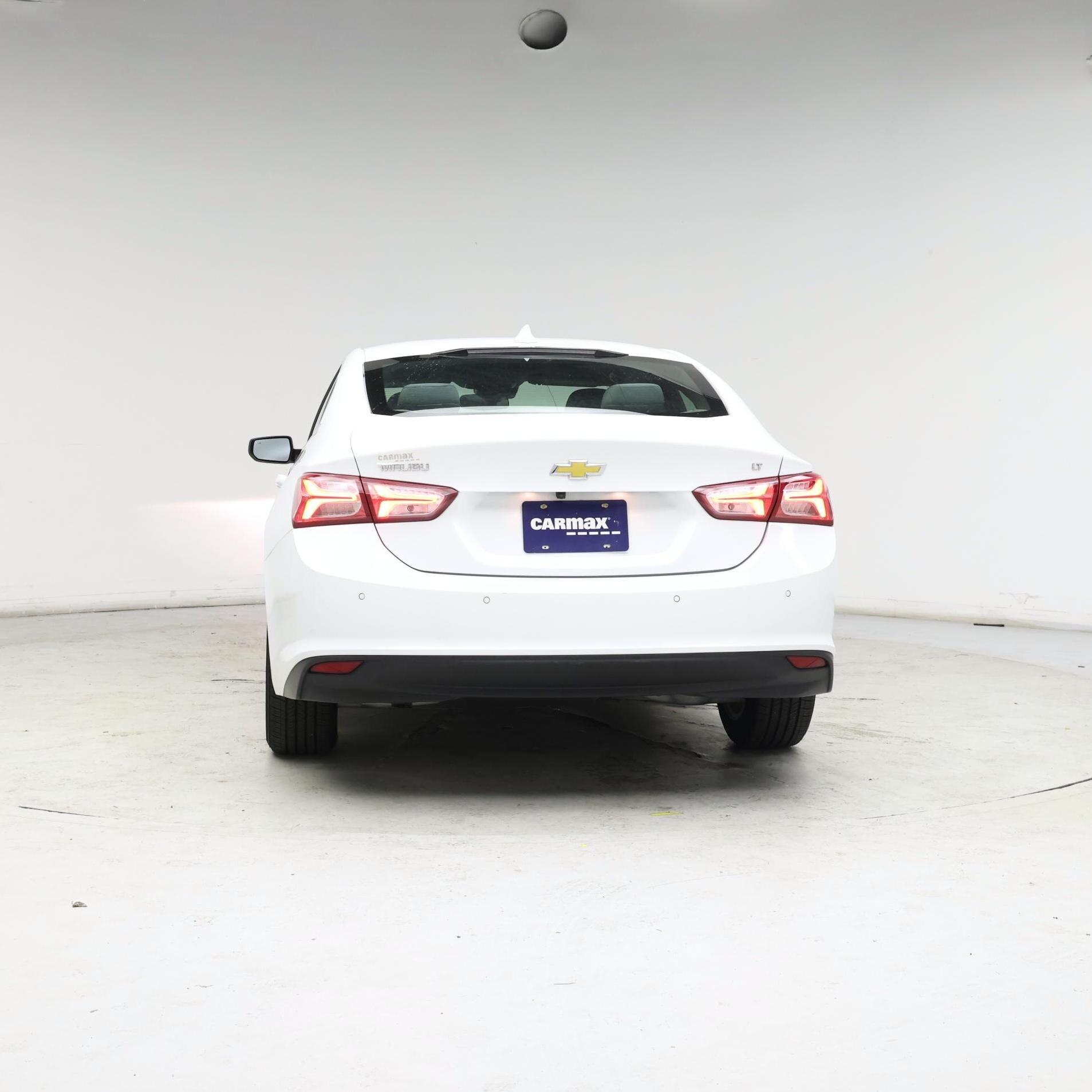 Thumbnail: 2022 Chevrolet Malibu - 6