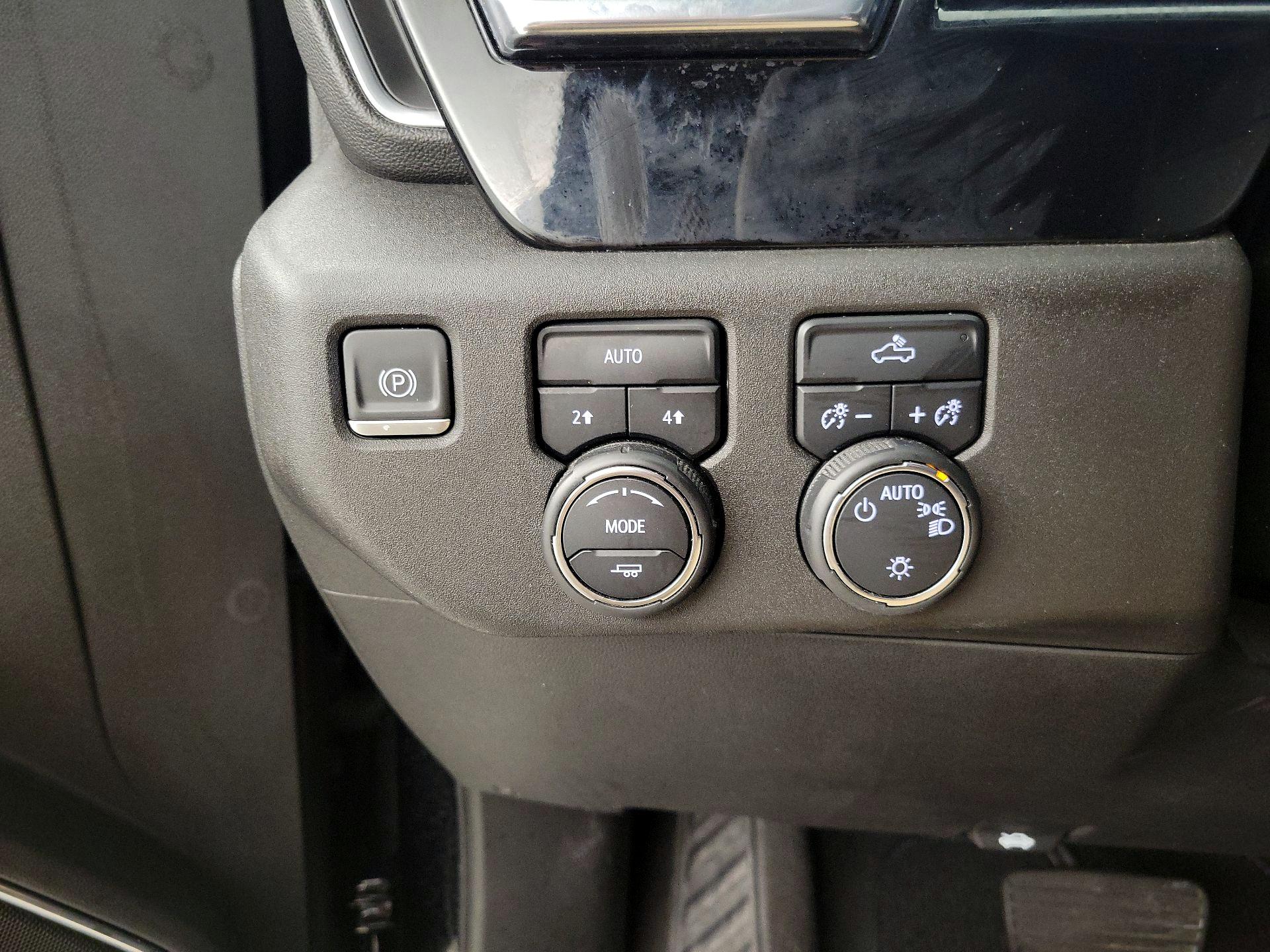 Thumbnail: 2023 Chevrolet Silverado 1500 - 13