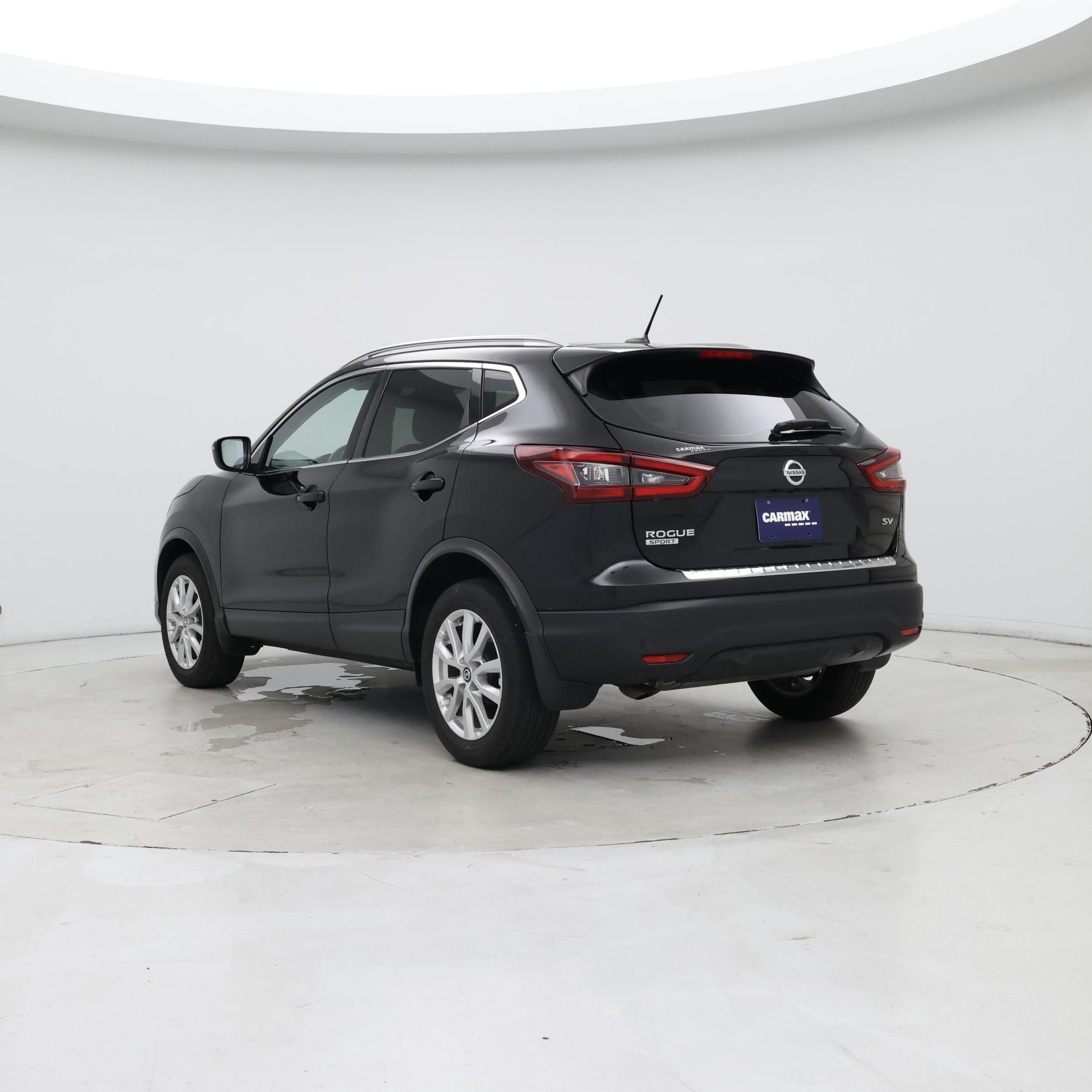 Thumbnail: 2022 Nissan Rogue Sport - 2