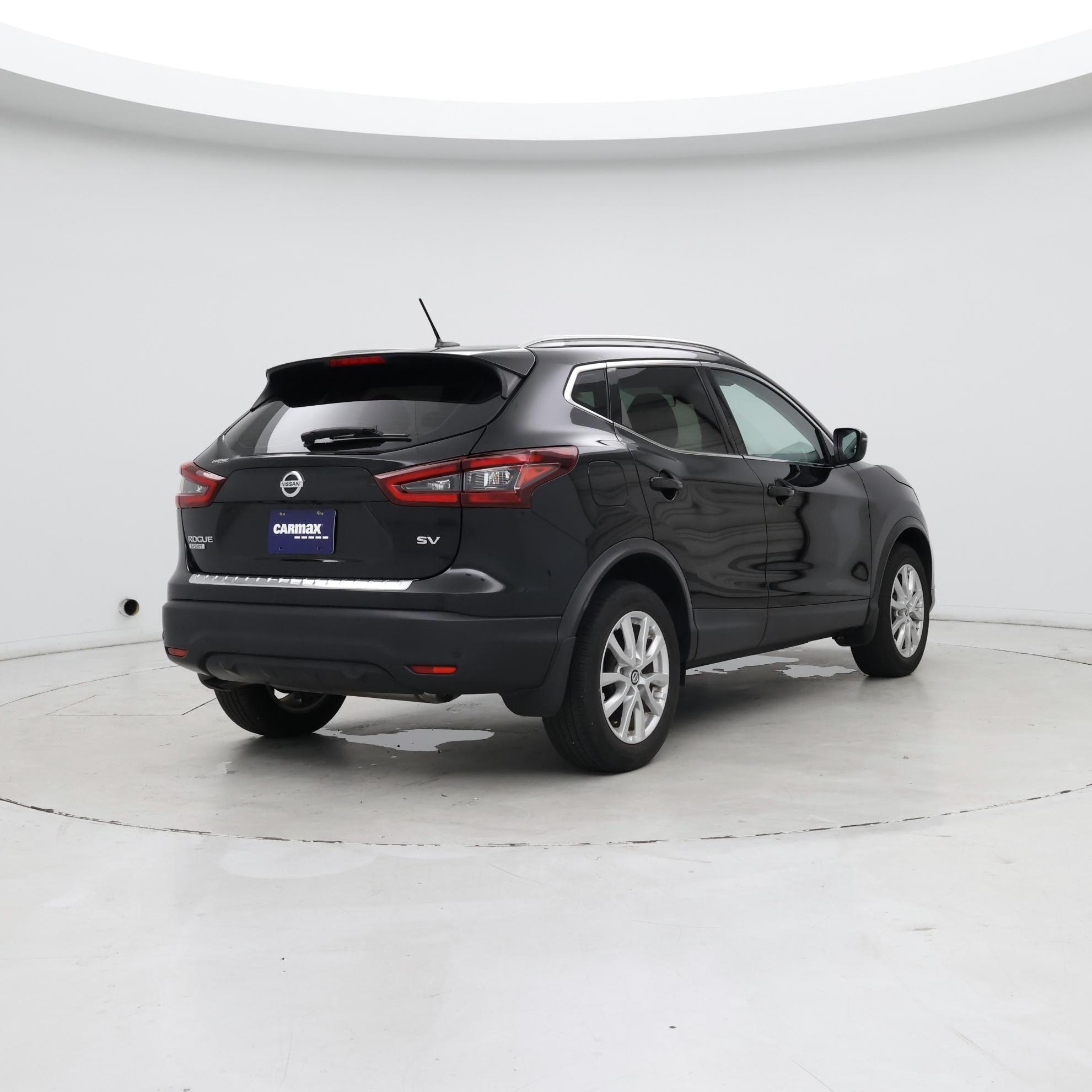 Thumbnail: 2022 Nissan Rogue Sport - 8
