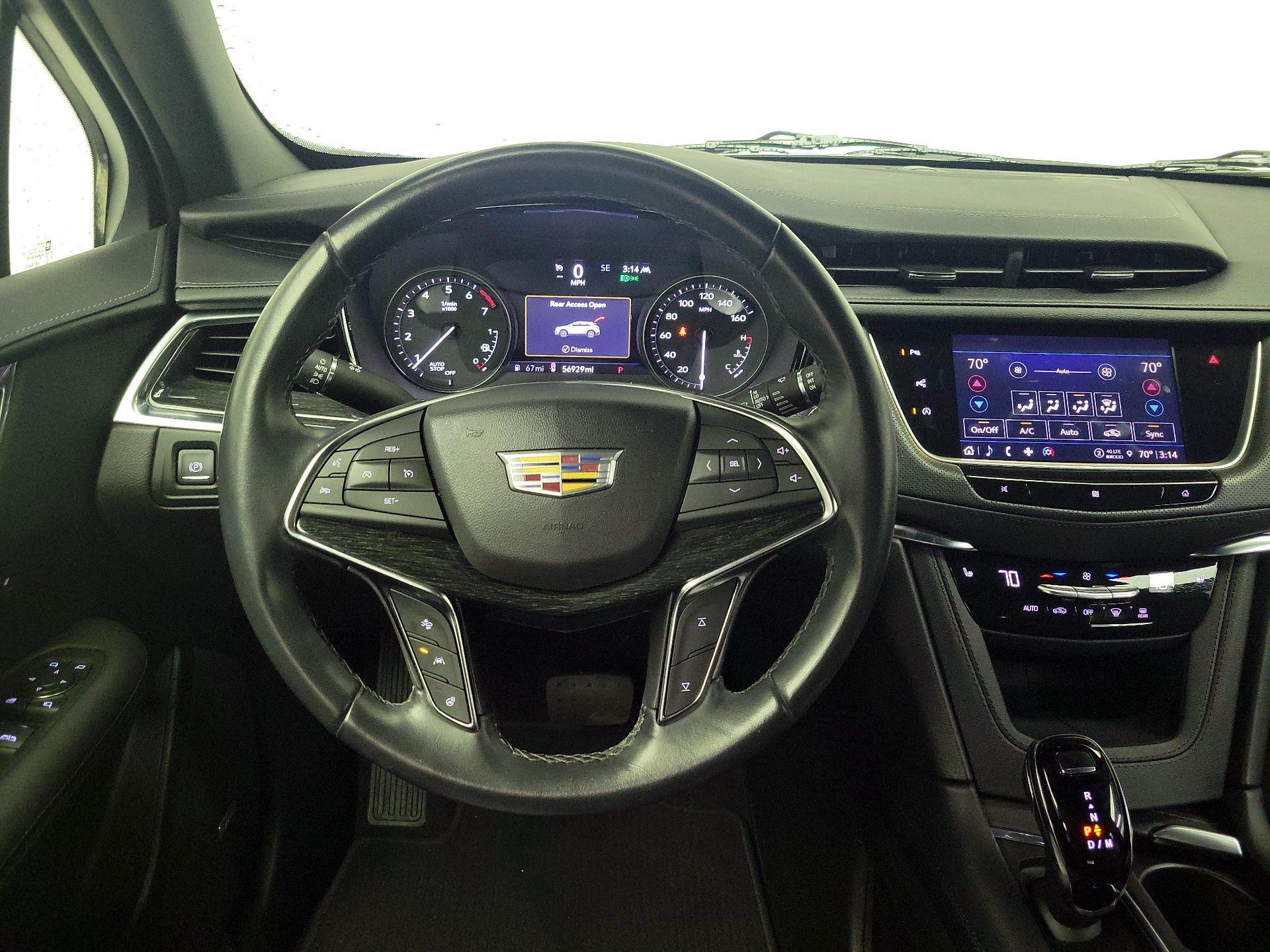 Thumbnail: 2021 Cadillac XT5 - 10