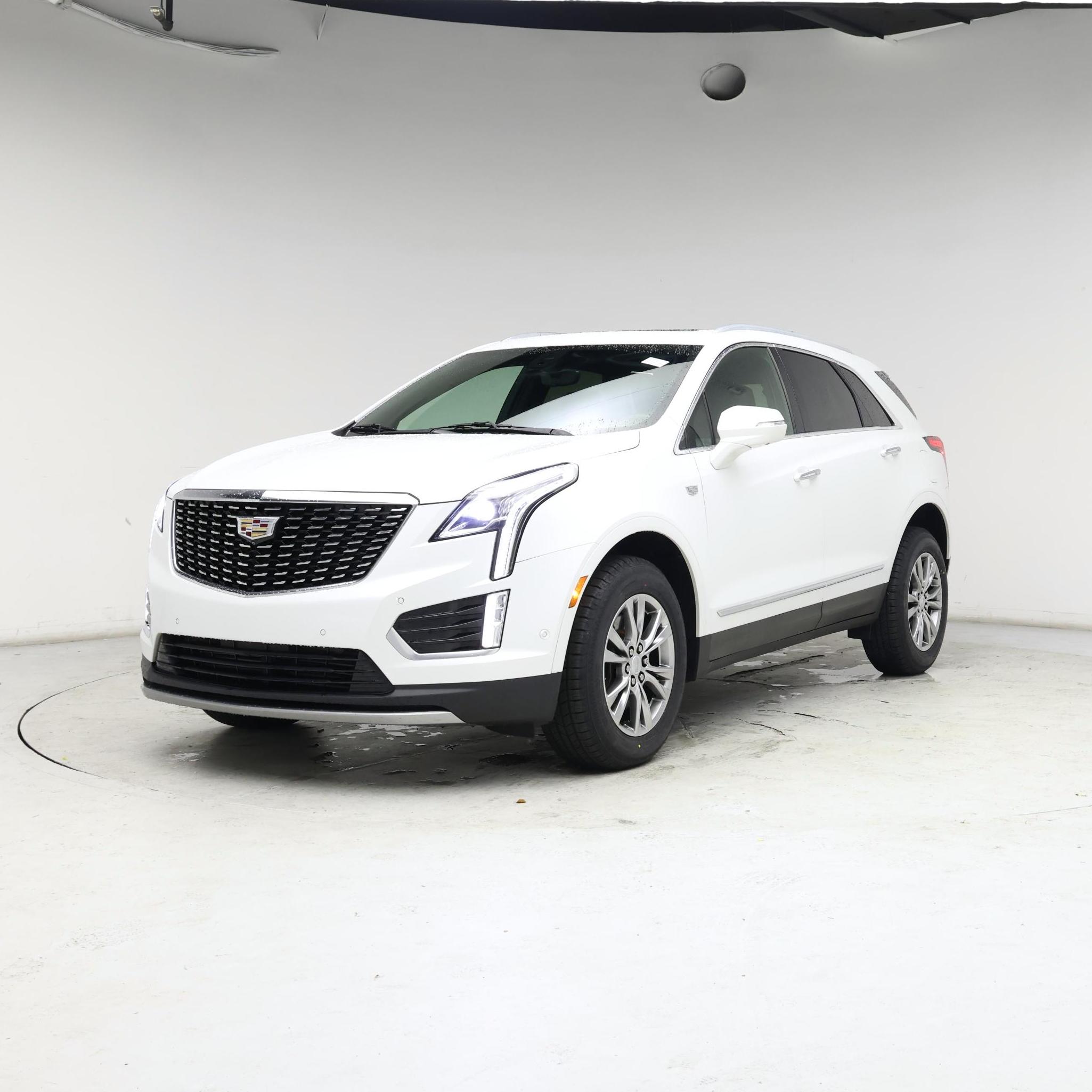 Thumbnail: 2021 Cadillac XT5 - 4