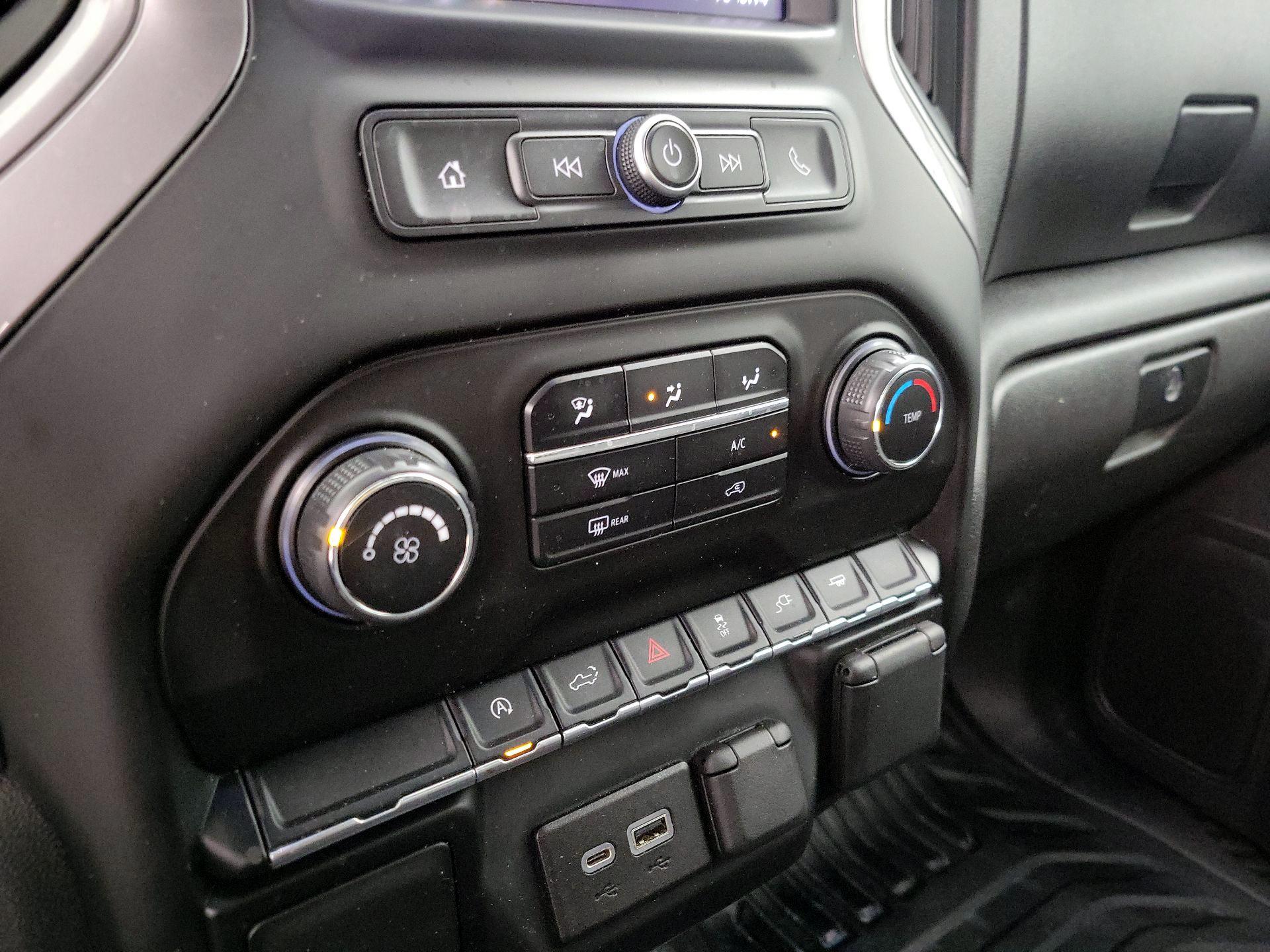 Thumbnail: 2021 Chevrolet Silverado 1500 - 16