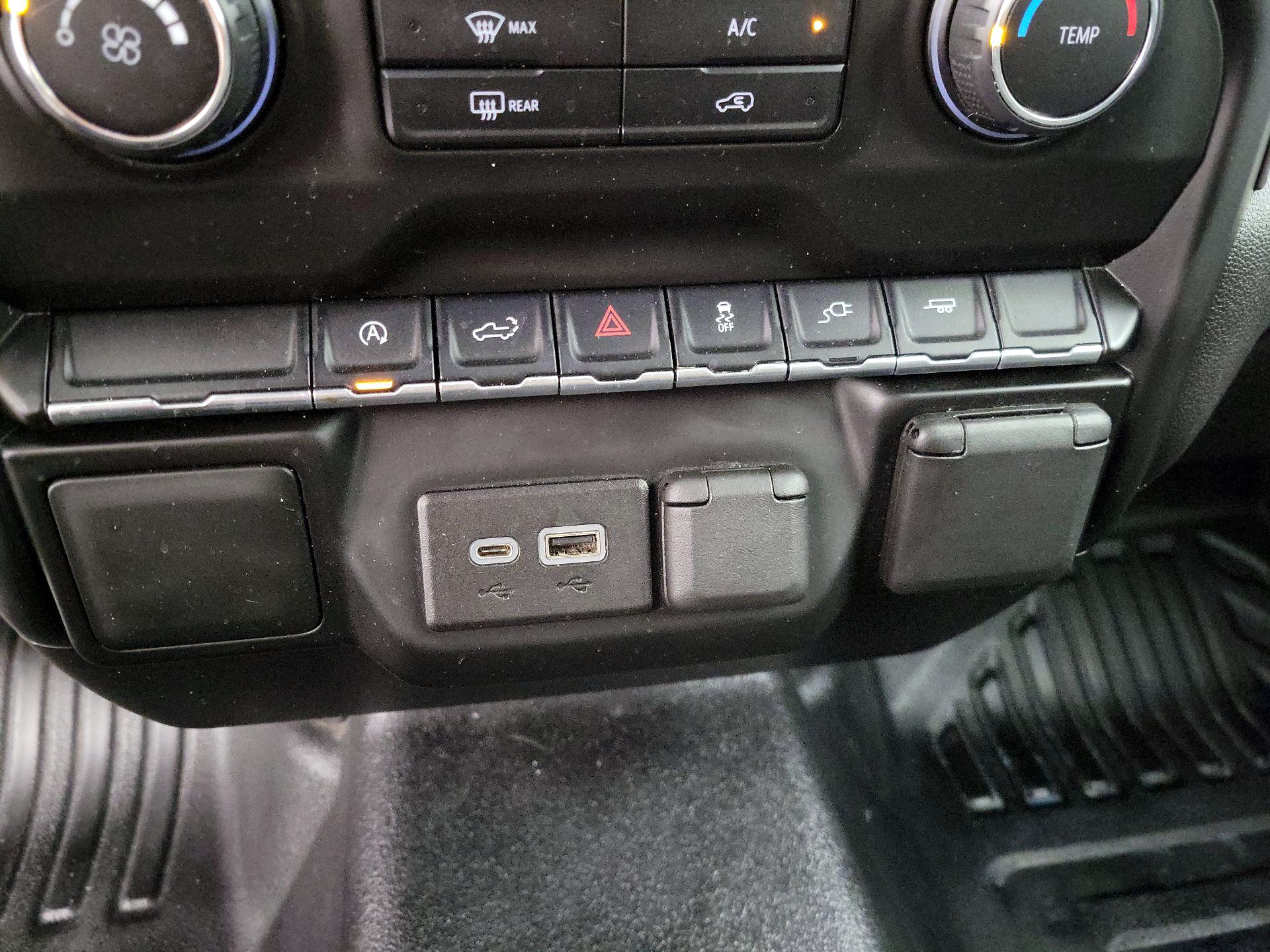 Thumbnail: 2021 Chevrolet Silverado 1500 - 18