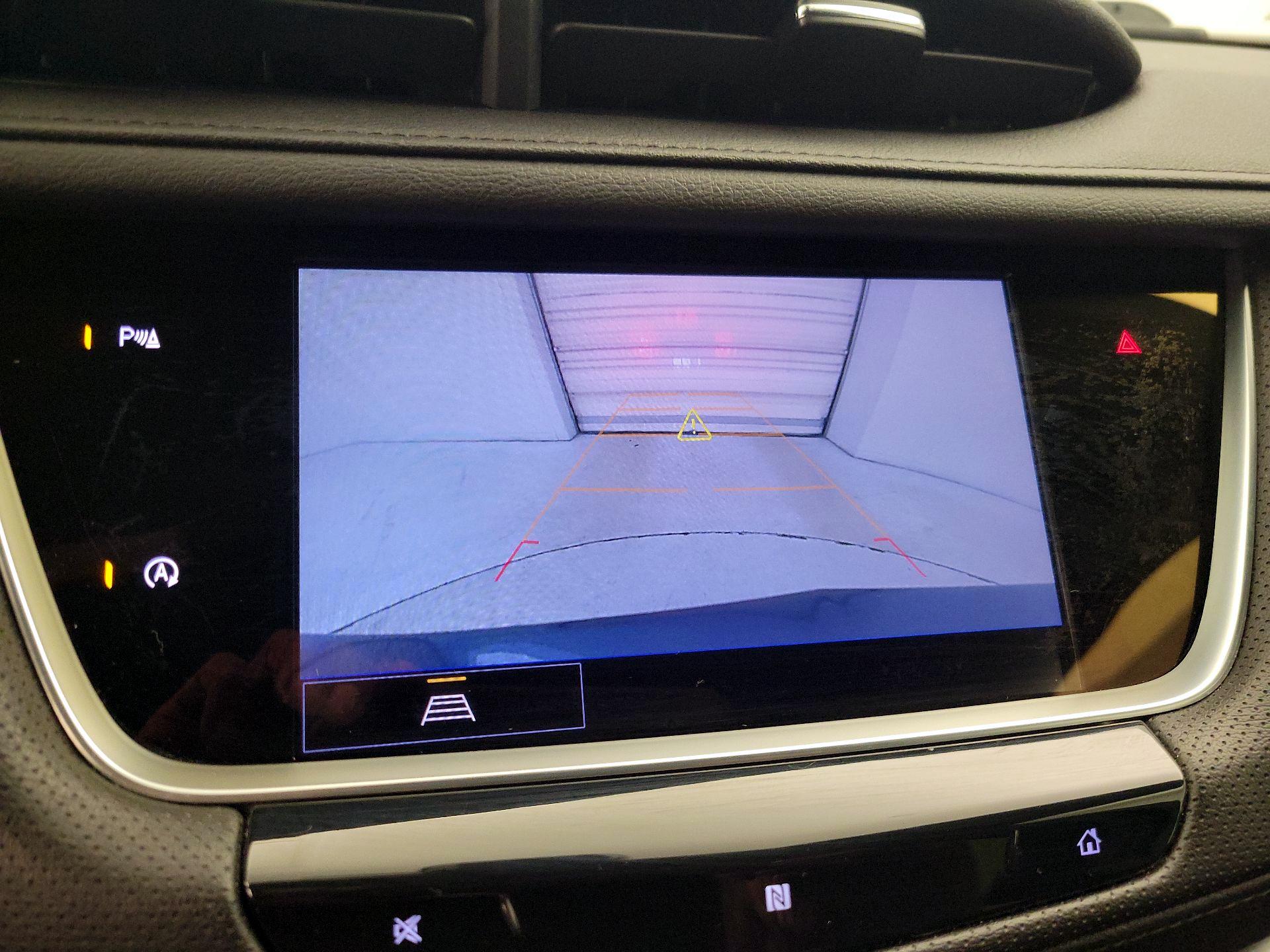 Thumbnail: 2021 Cadillac XT5 - 14