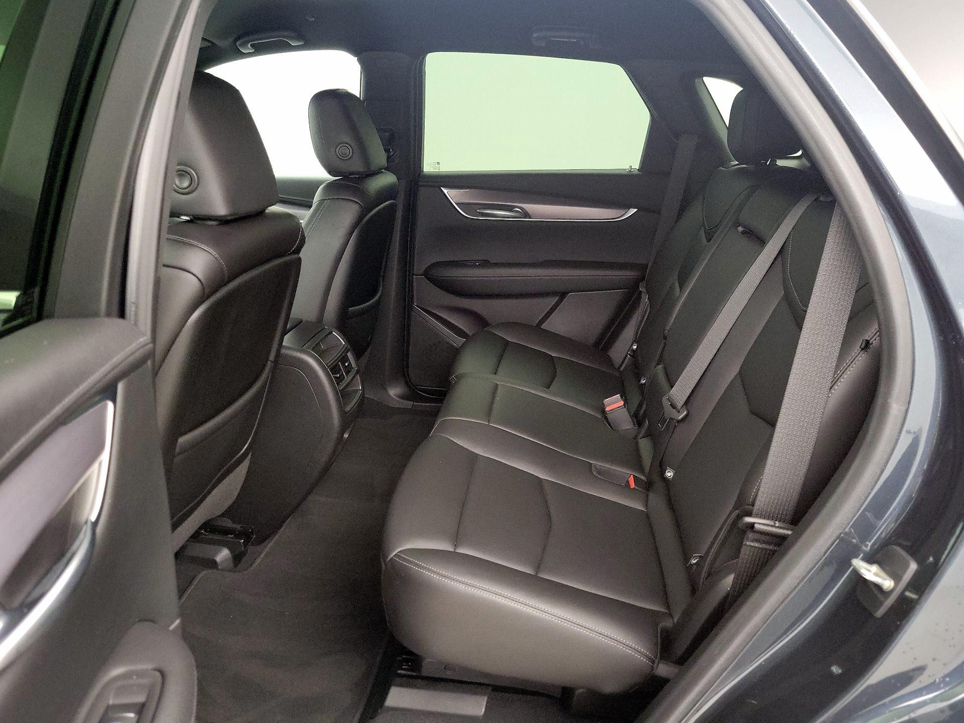 Thumbnail: 2021 Cadillac XT5 - 19