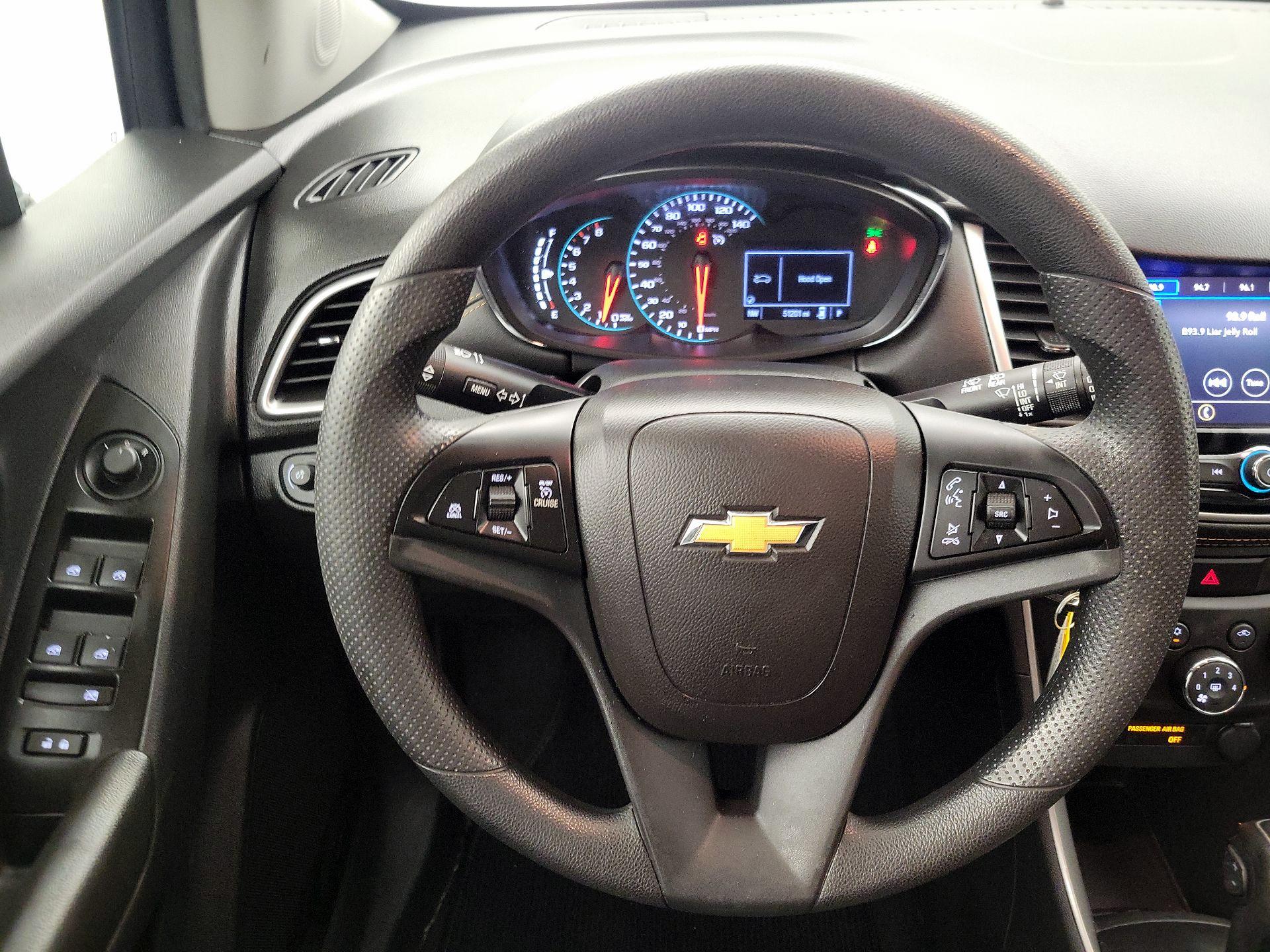 Thumbnail: 2021 Chevrolet Trax - 10