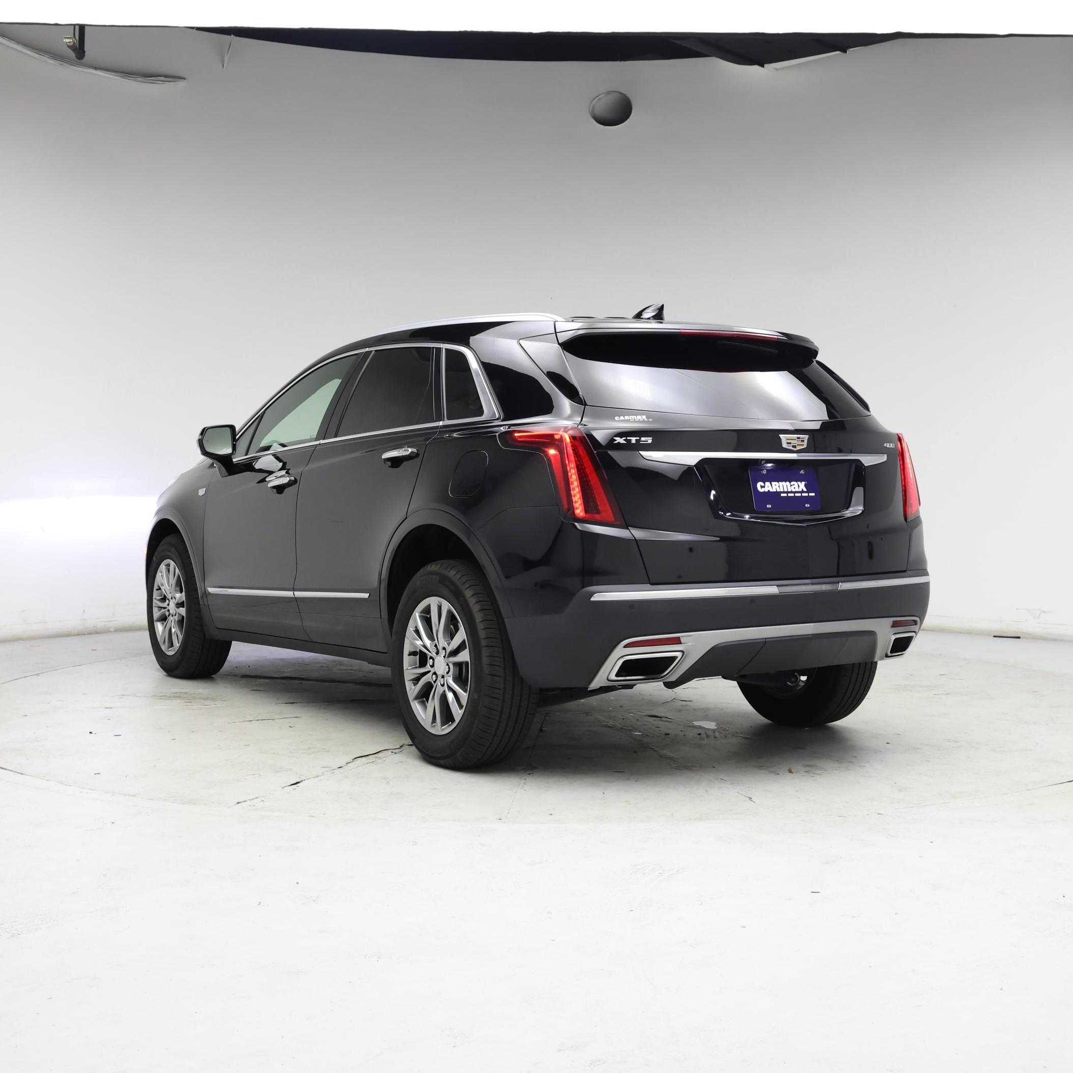 Thumbnail: 2021 Cadillac XT5 - 2