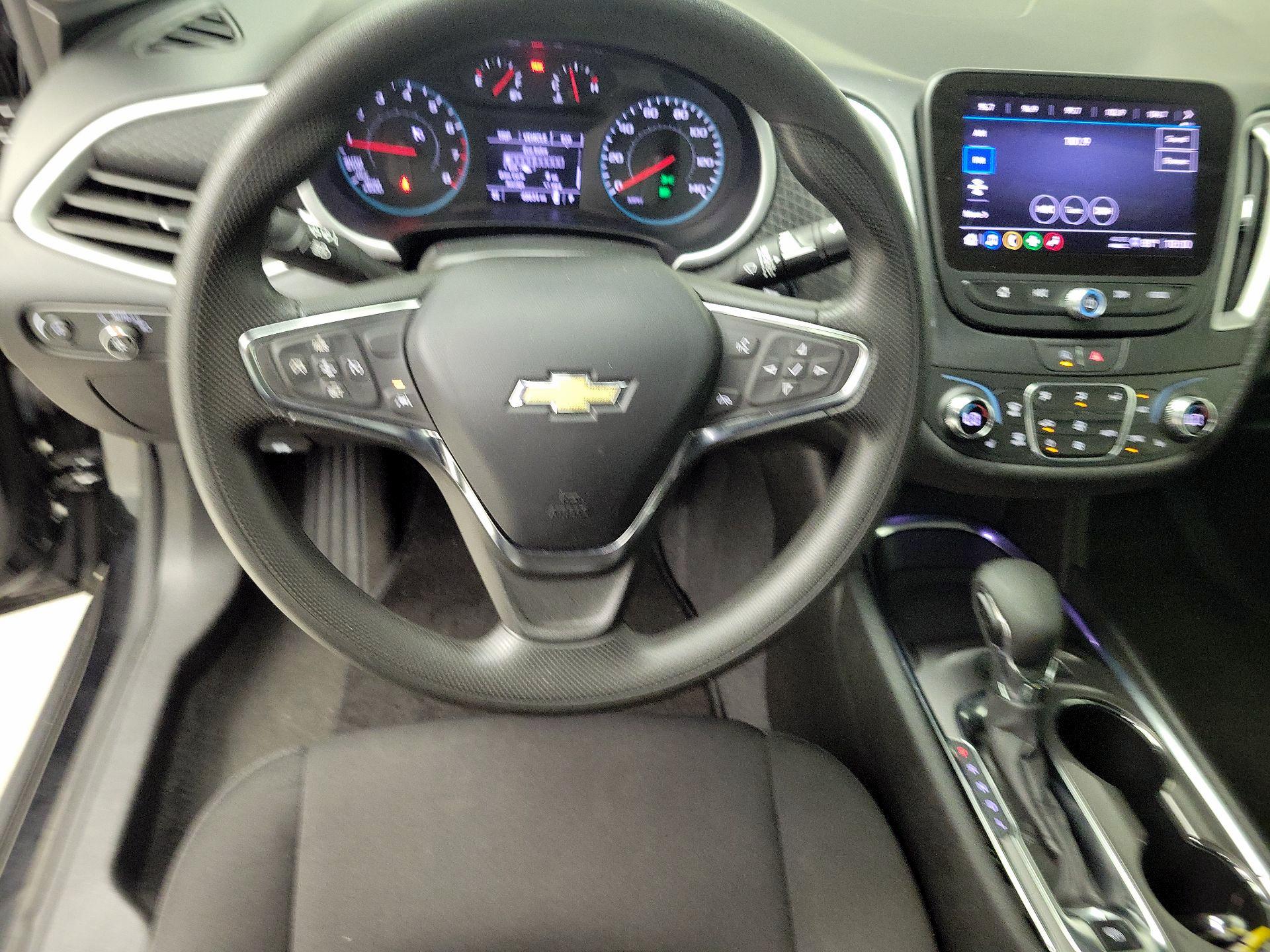 Thumbnail: 2024 Chevrolet Malibu - 10