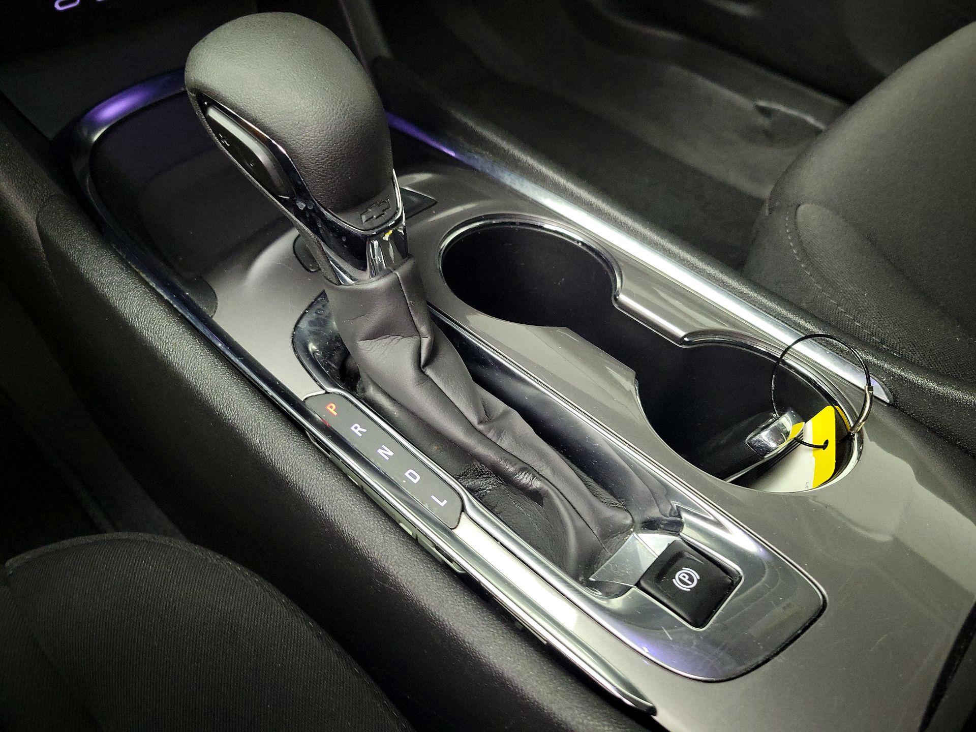 Thumbnail: 2024 Chevrolet Malibu - 17