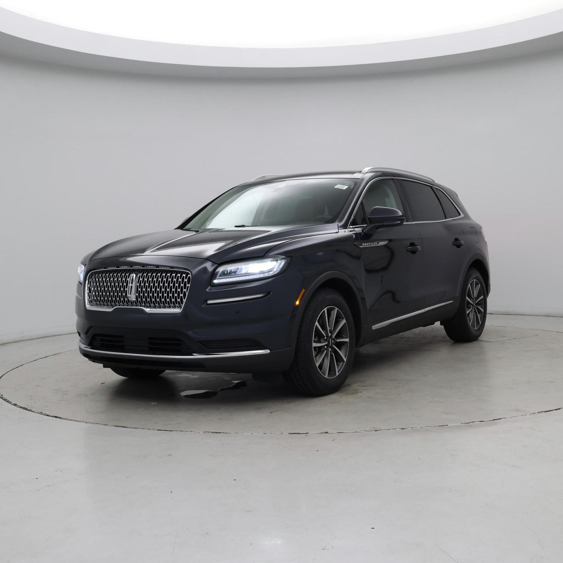 Thumbnail: 2022 Lincoln Nautilus - 4