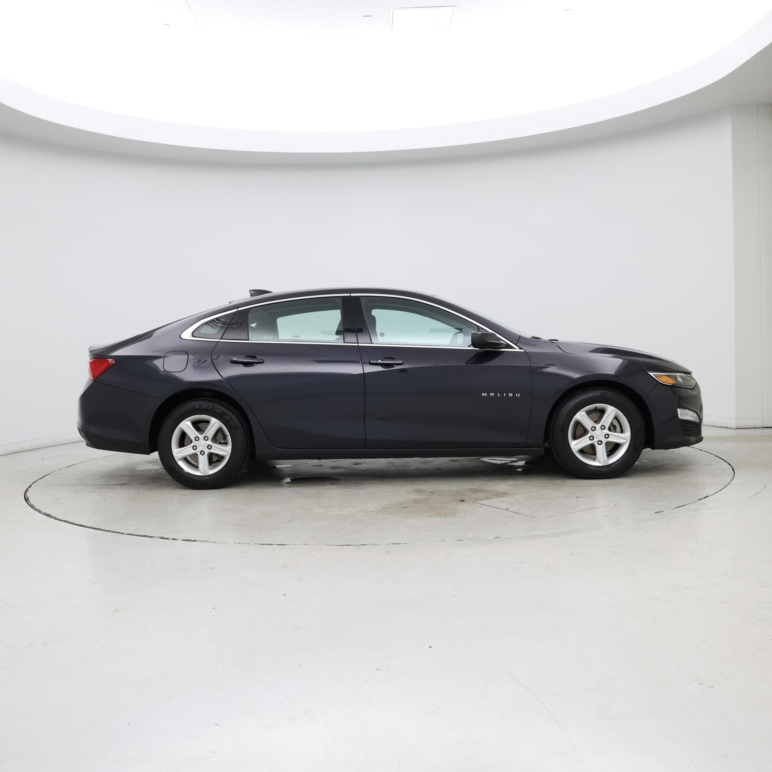 Thumbnail: 2023 Chevrolet Malibu - 7