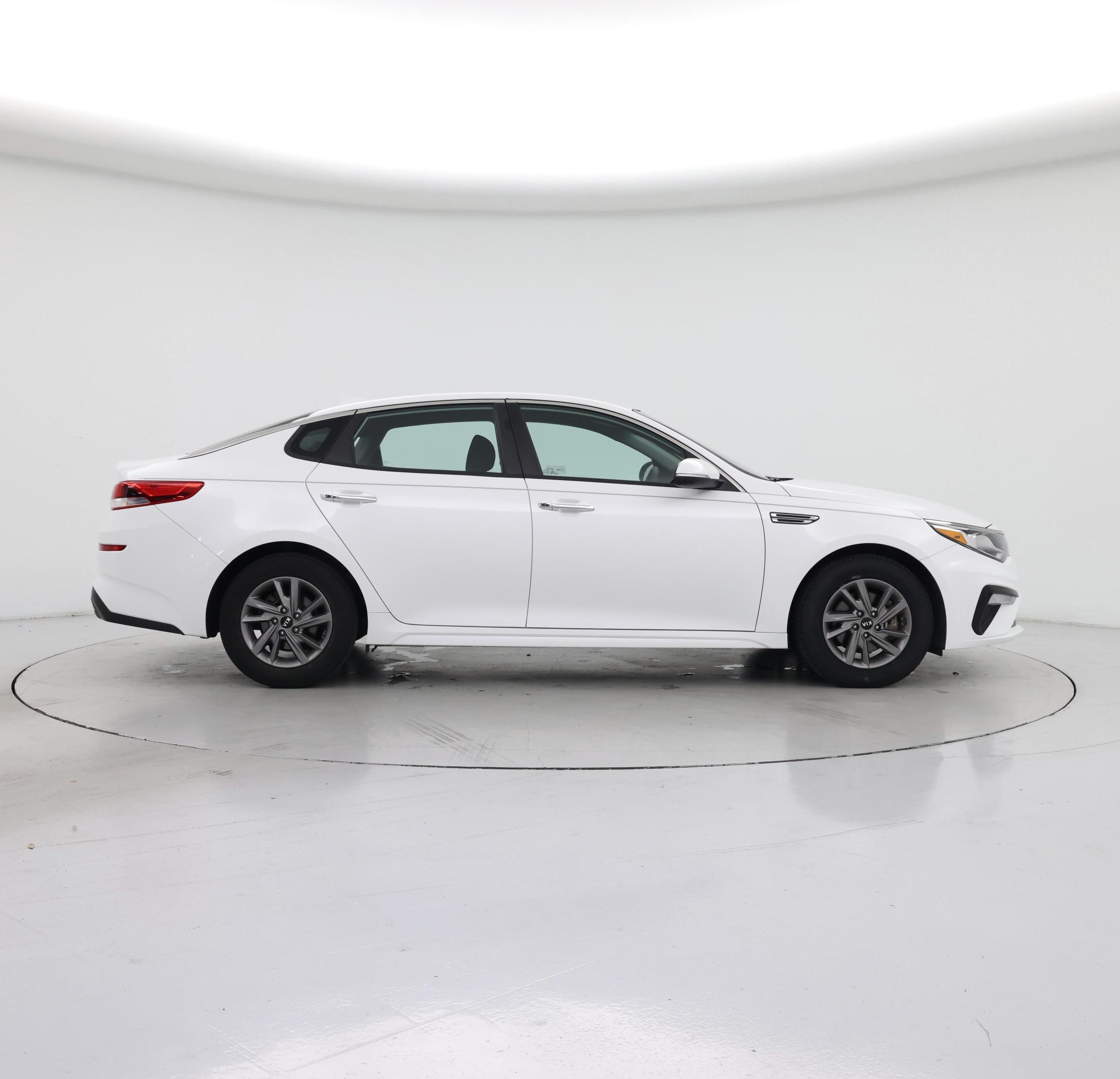 Thumbnail: 2020 Kia Optima - 7