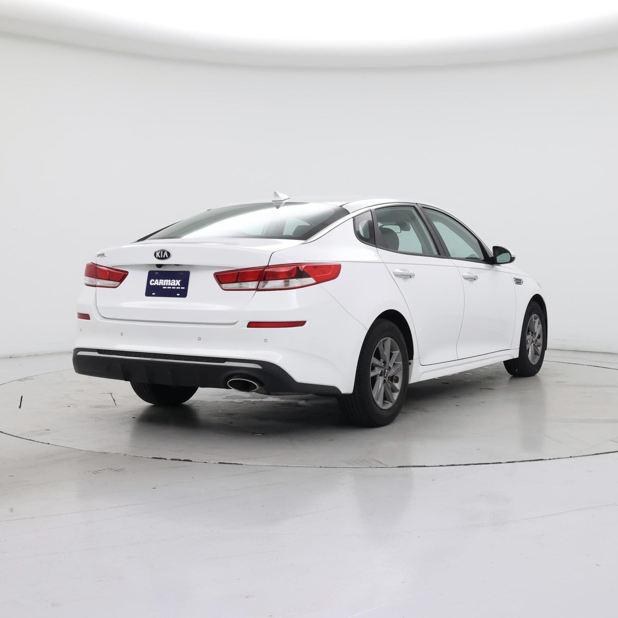Thumbnail: 2020 Kia Optima - 8