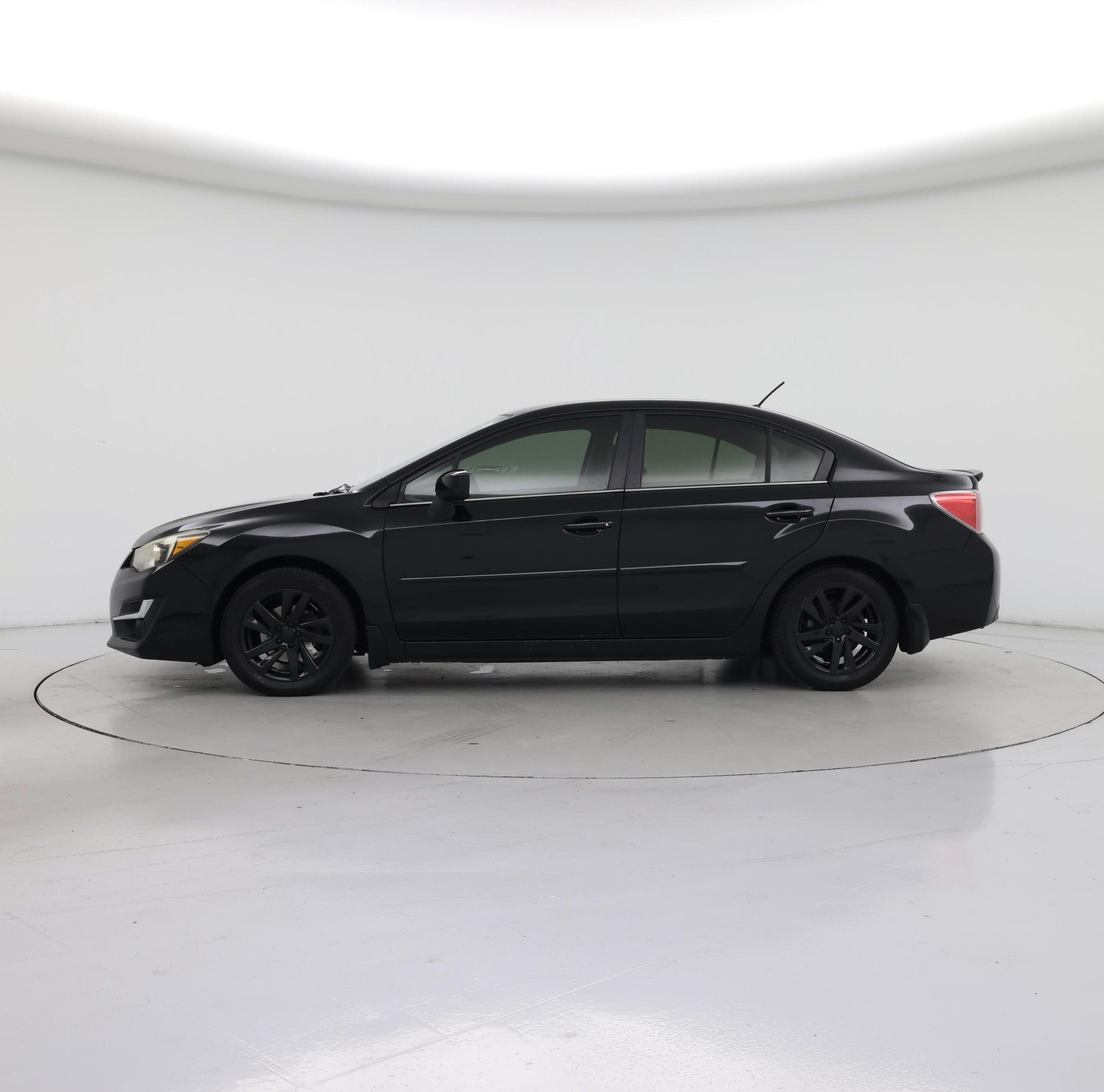 Thumbnail: 2015 Subaru Impreza - 3