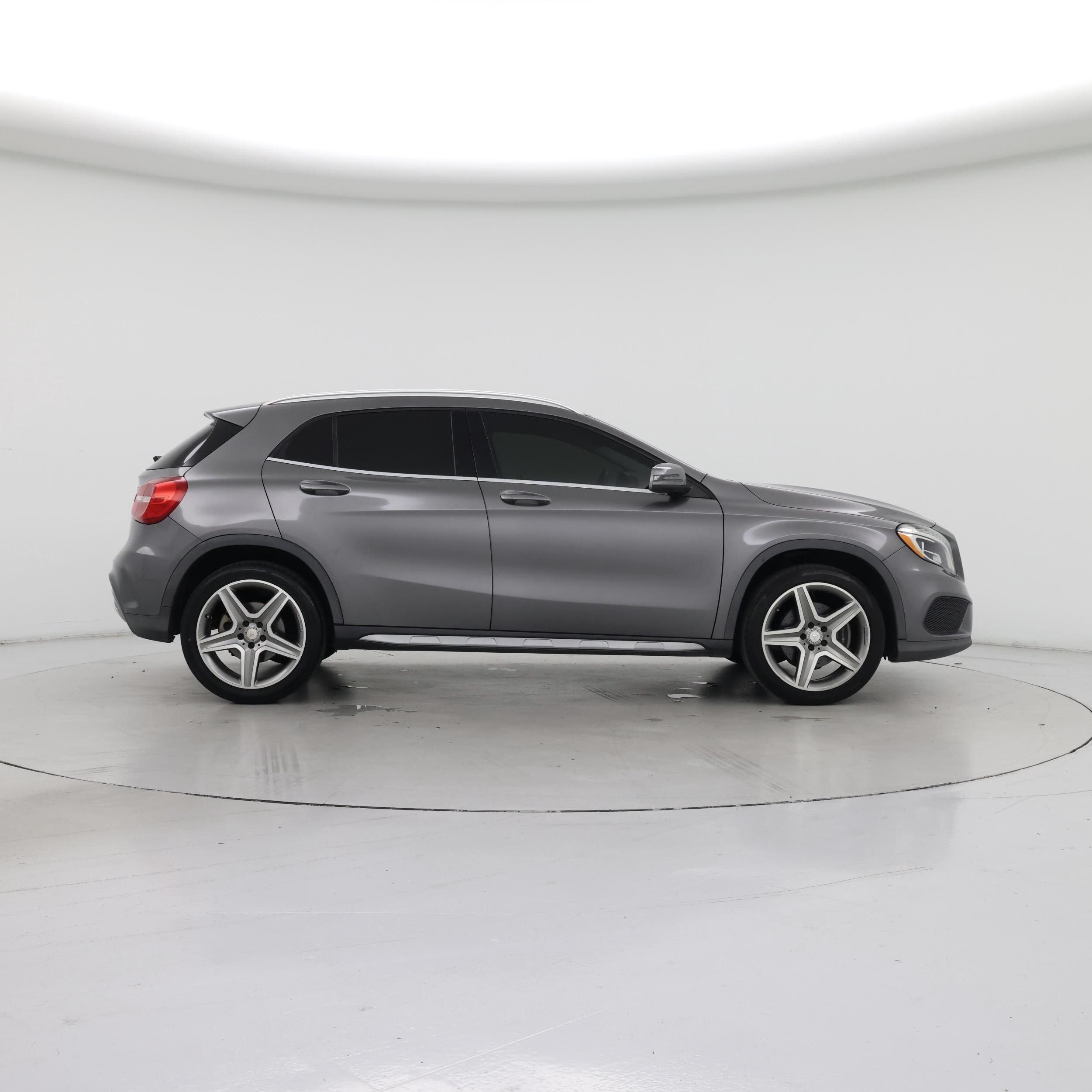 Thumbnail: 2015 Mercedes-Benz GLA - 7
