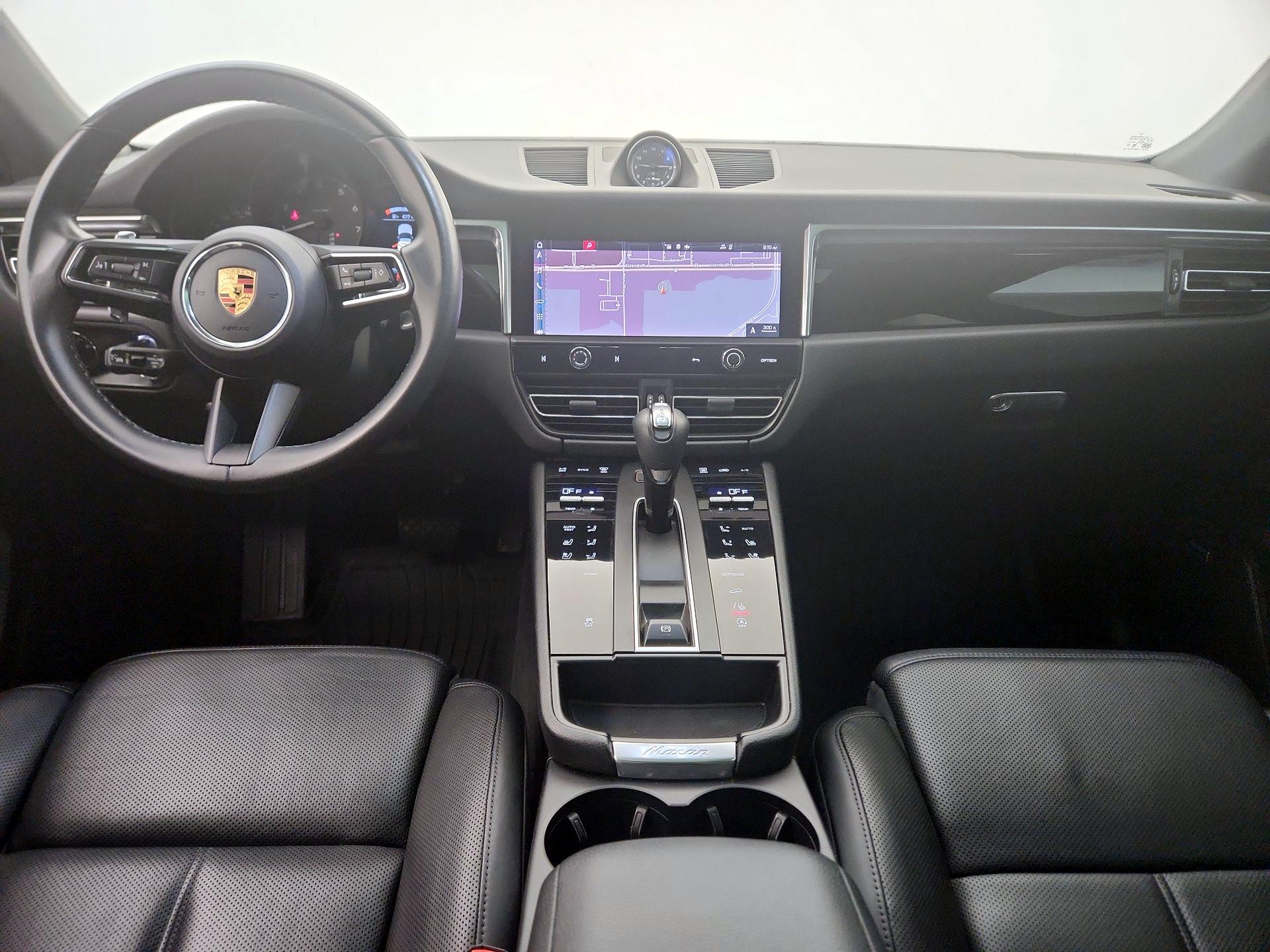 Thumbnail: 2022 Porsche Macan - 9