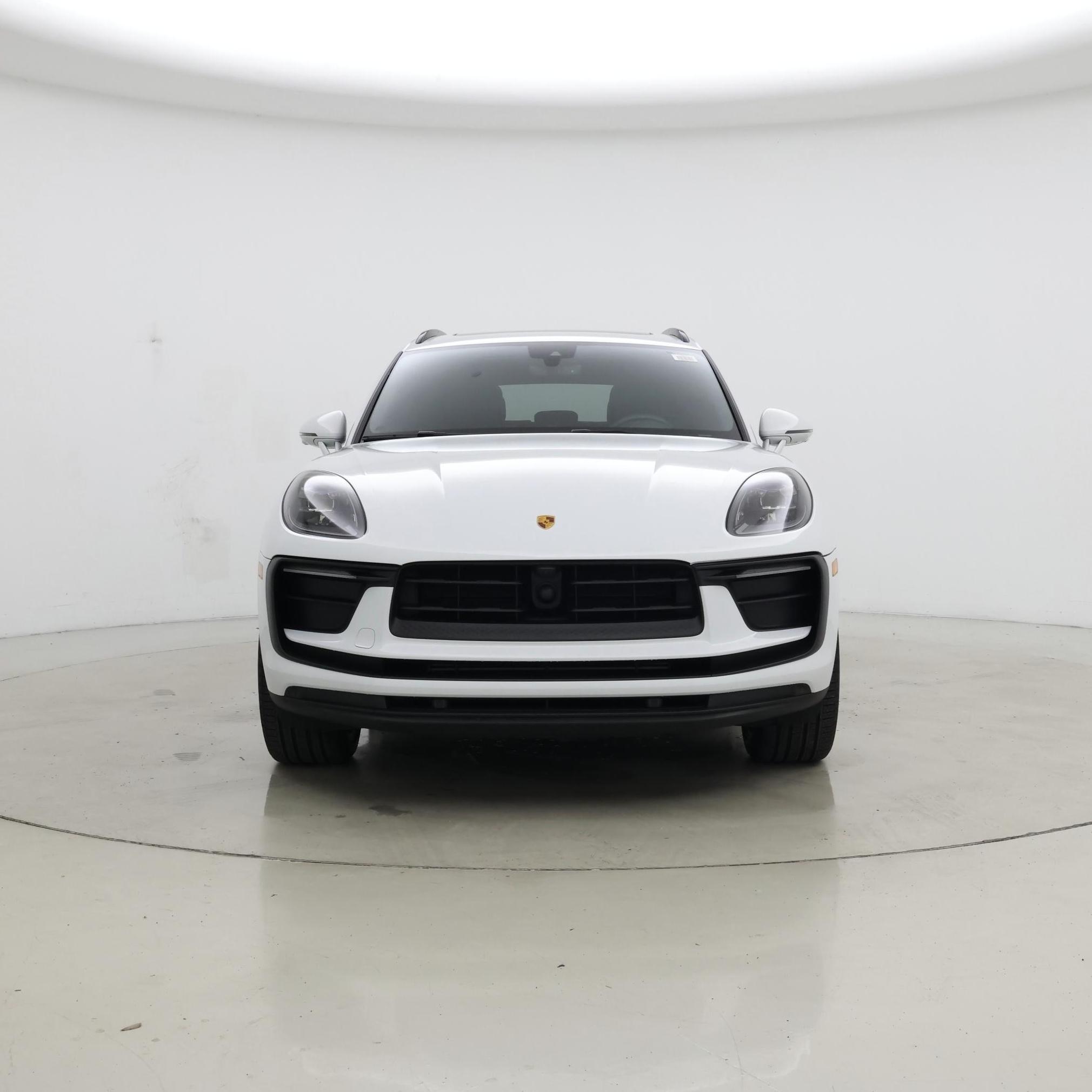 Thumbnail: 2022 Porsche Macan - 5