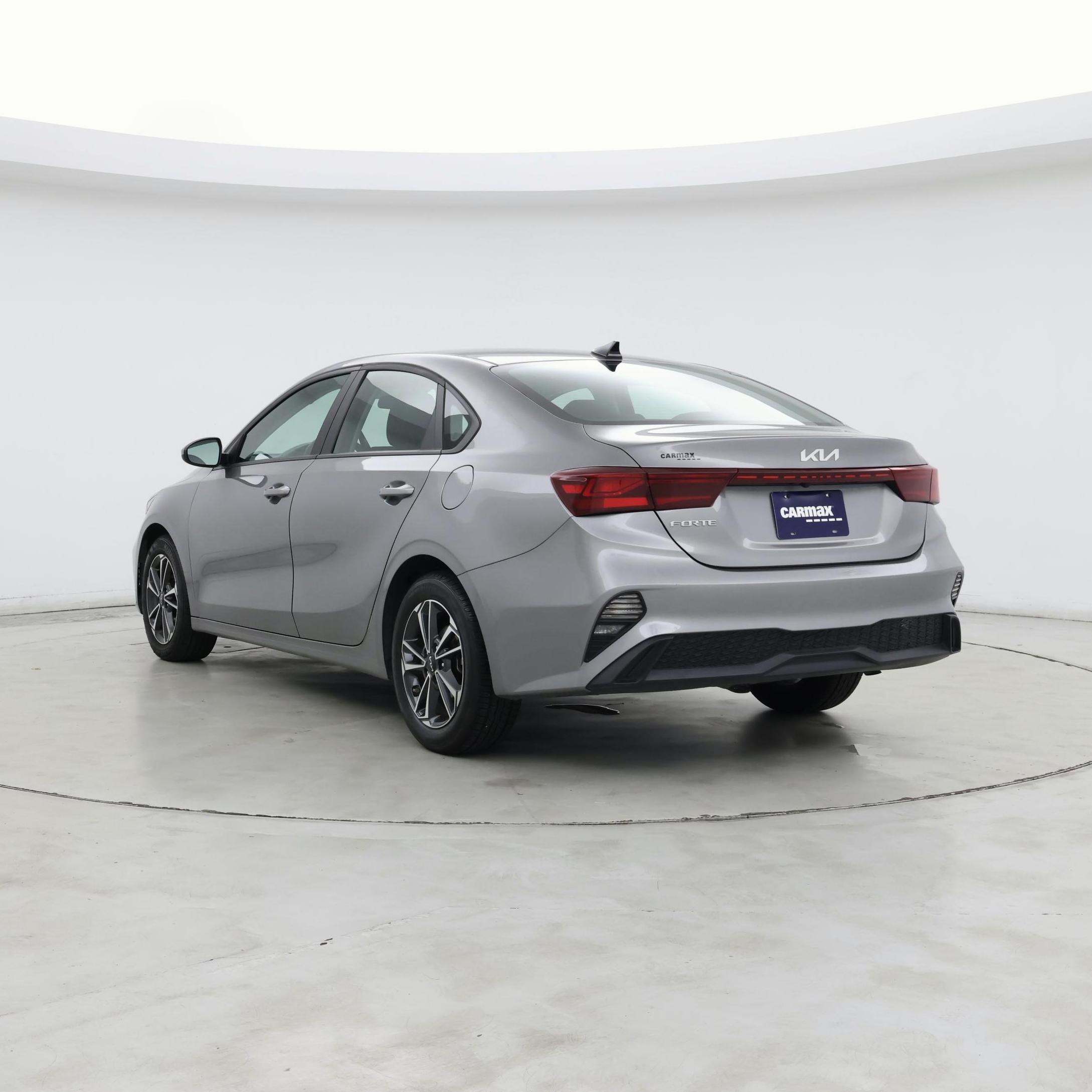 Thumbnail: 2024 Kia Forte - 2