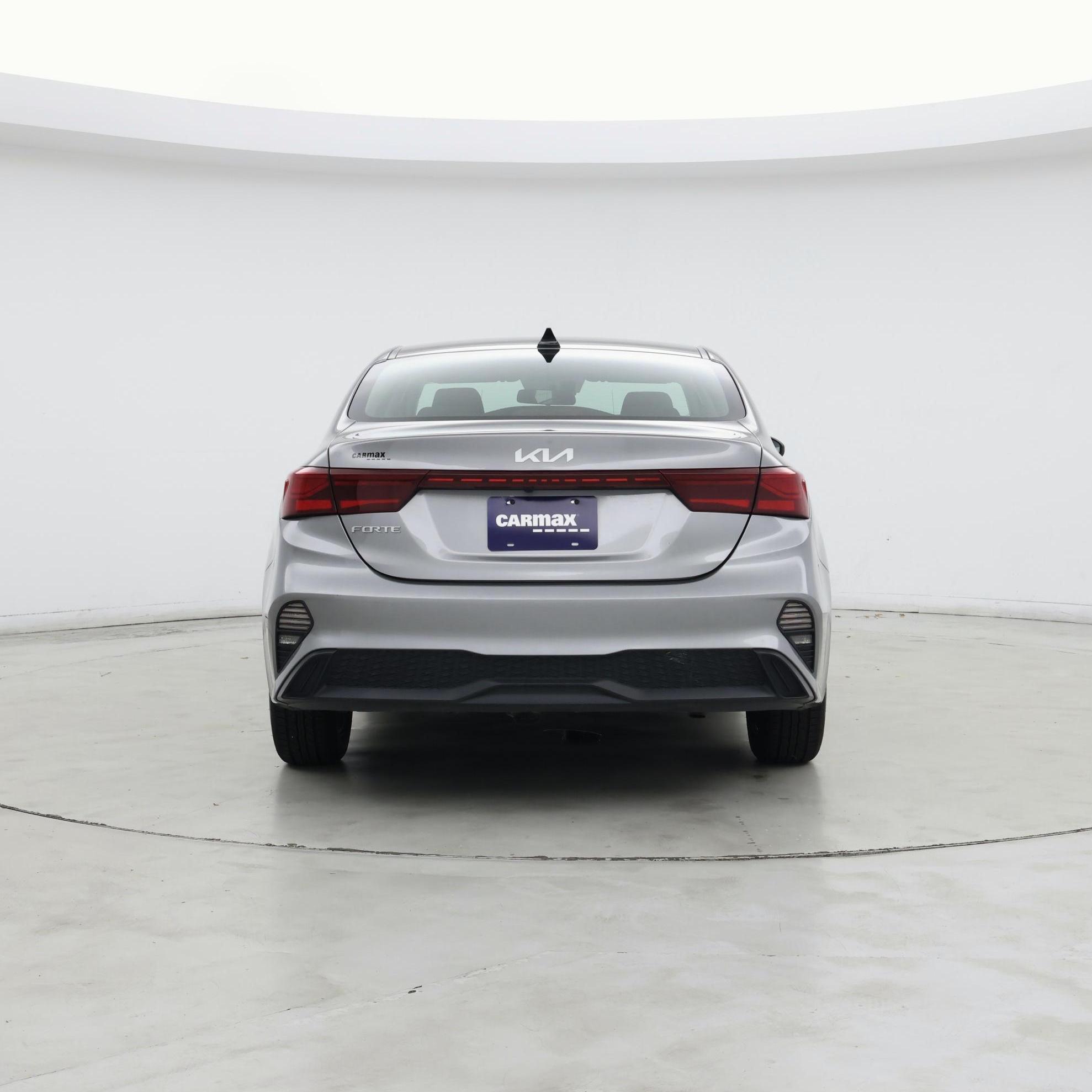 Thumbnail: 2024 Kia Forte - 6