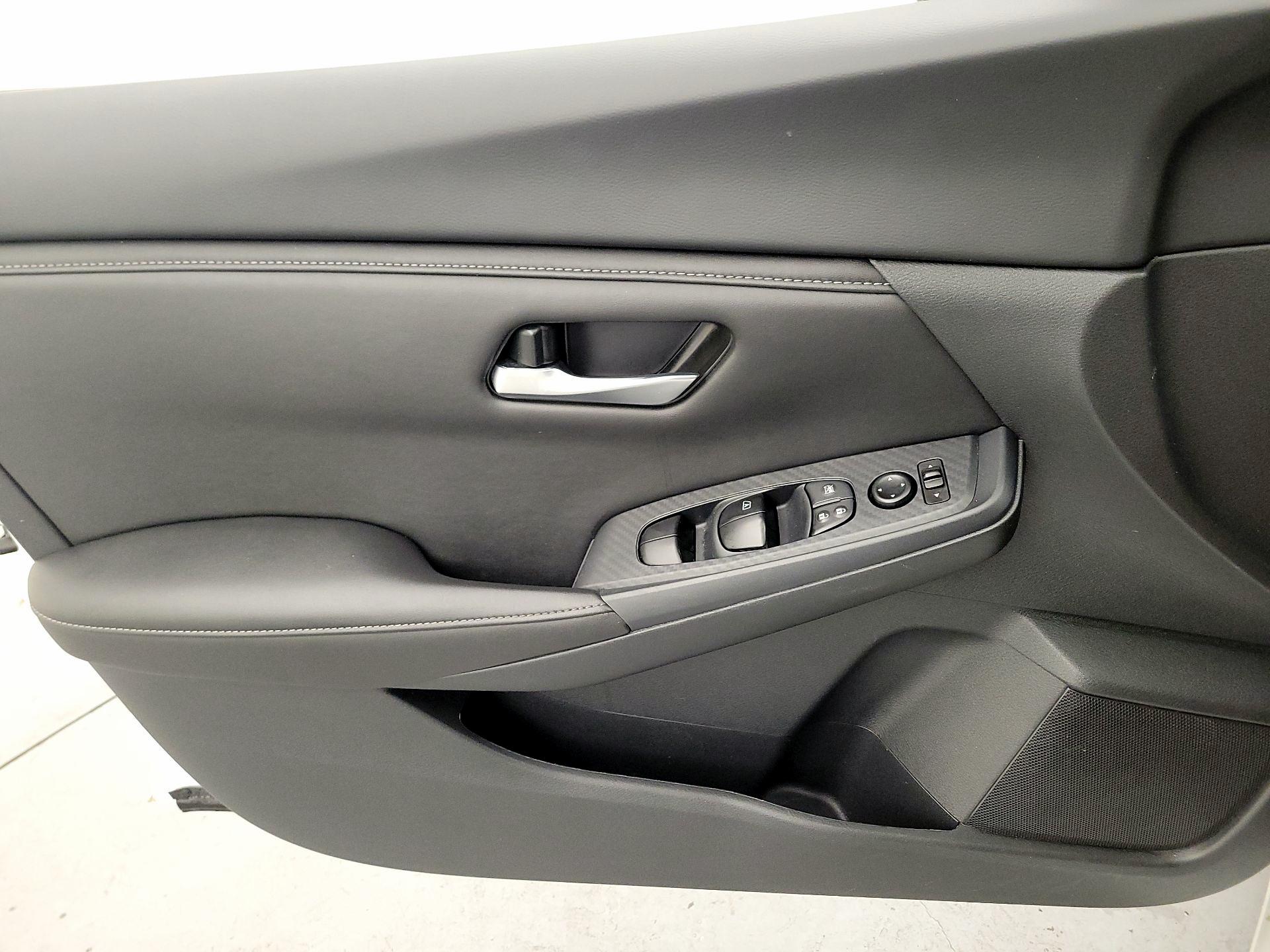 Thumbnail: 2024 Nissan Sentra - 12