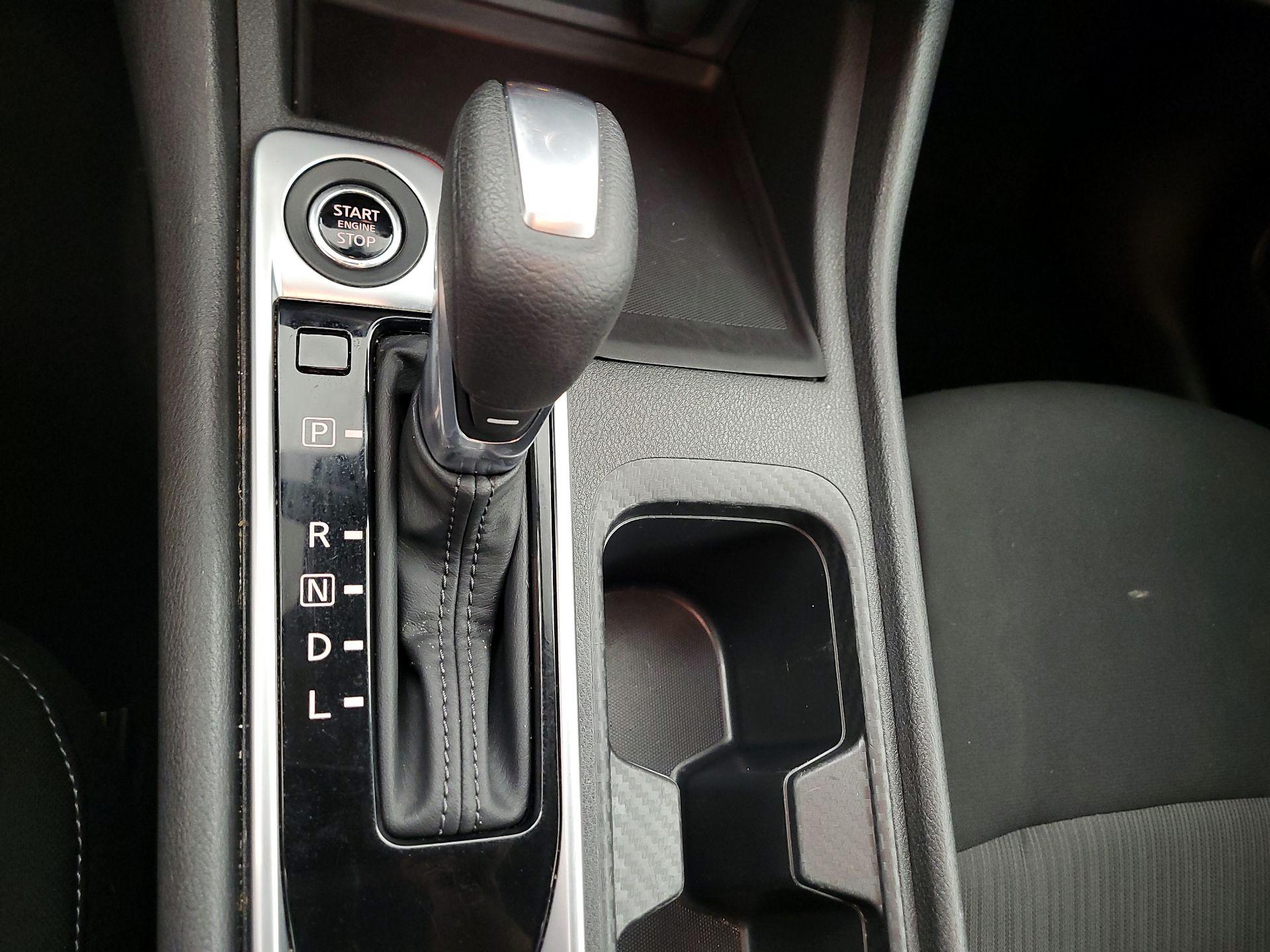 Thumbnail: 2024 Nissan Sentra - 15