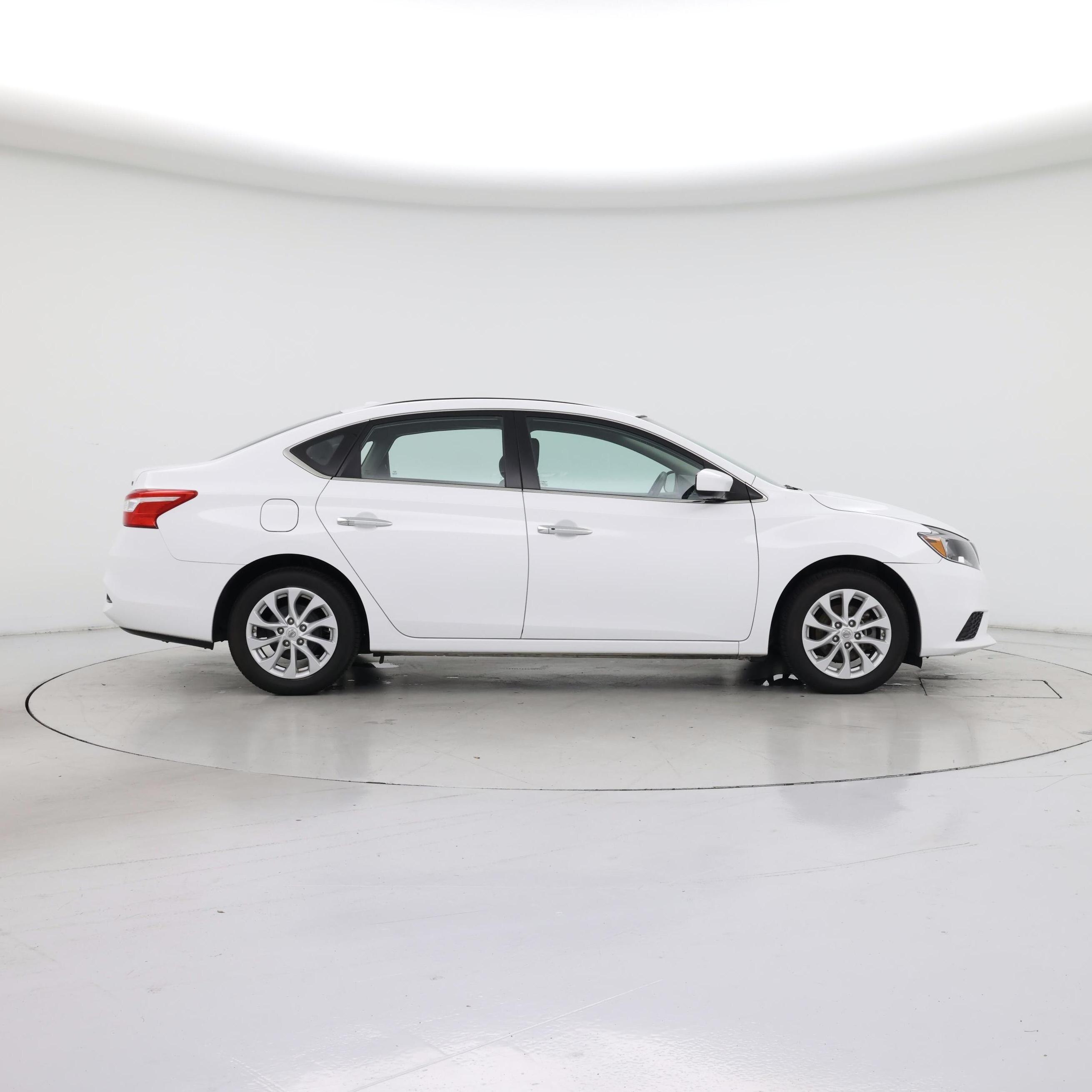Thumbnail: 2018 Nissan Sentra - 7