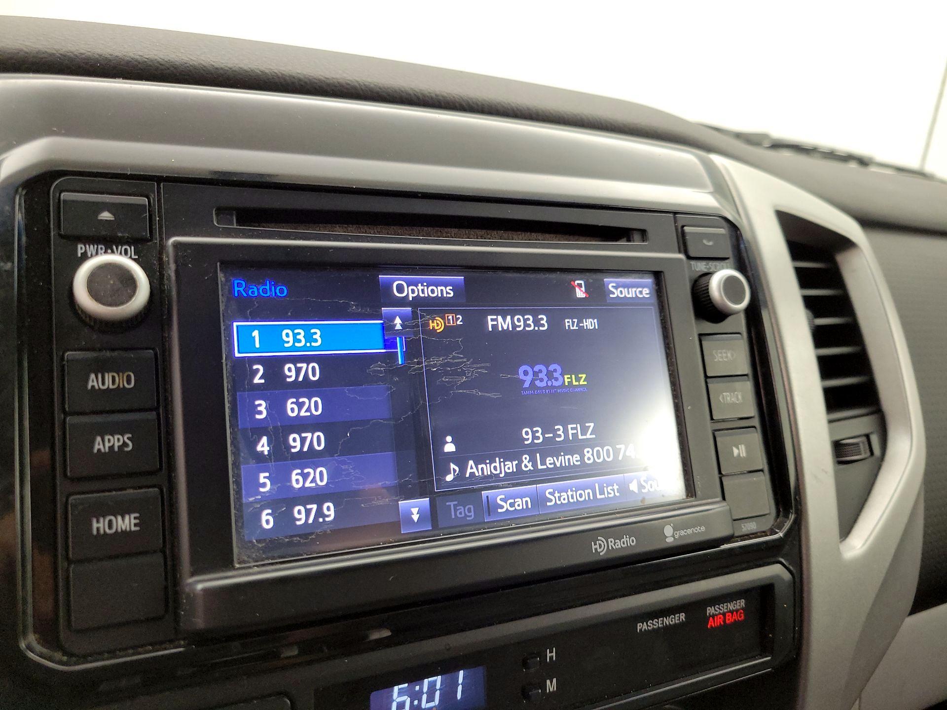 Thumbnail: 2014 Toyota Tacoma - 15