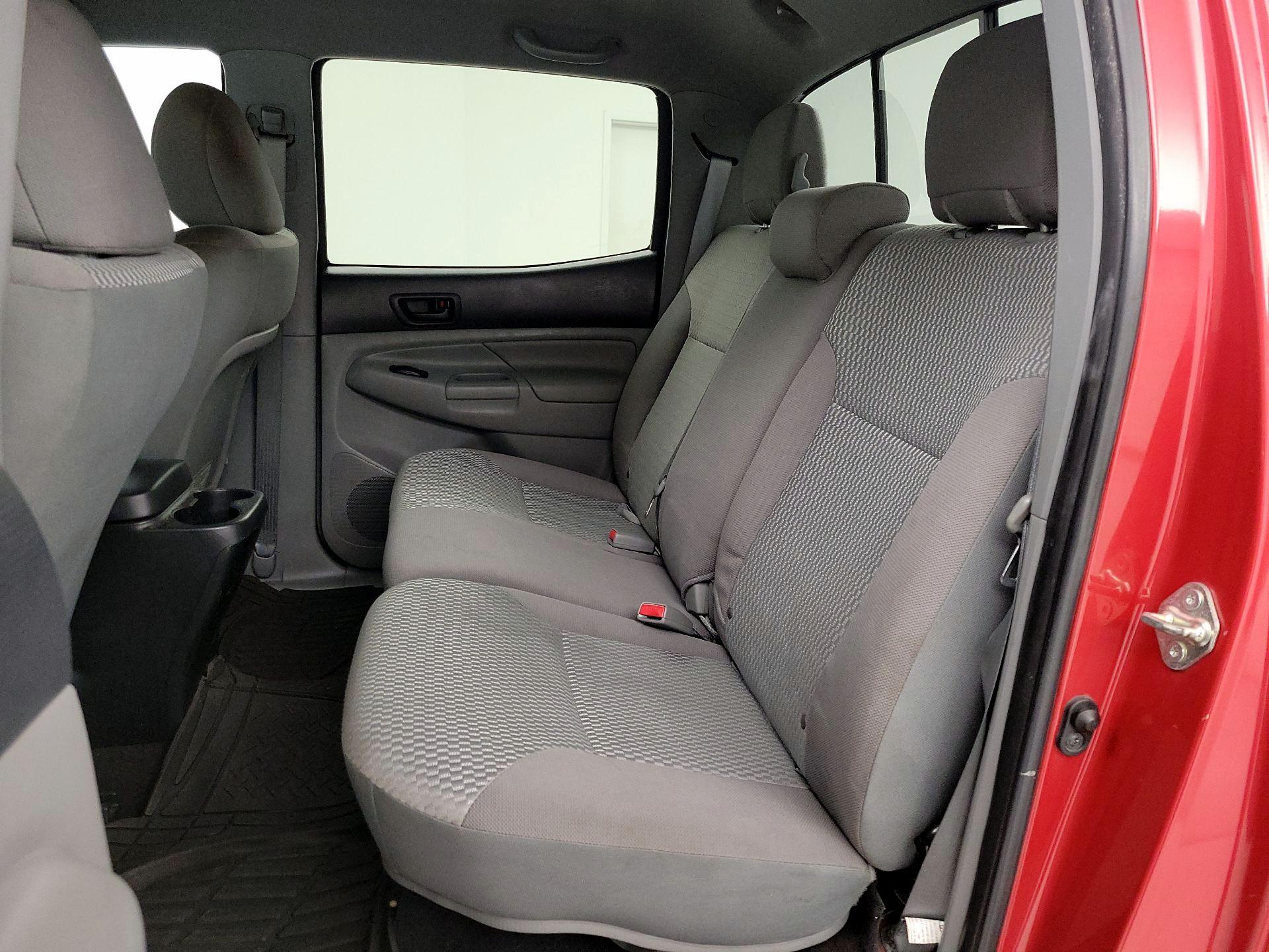 Thumbnail: 2014 Toyota Tacoma - 19