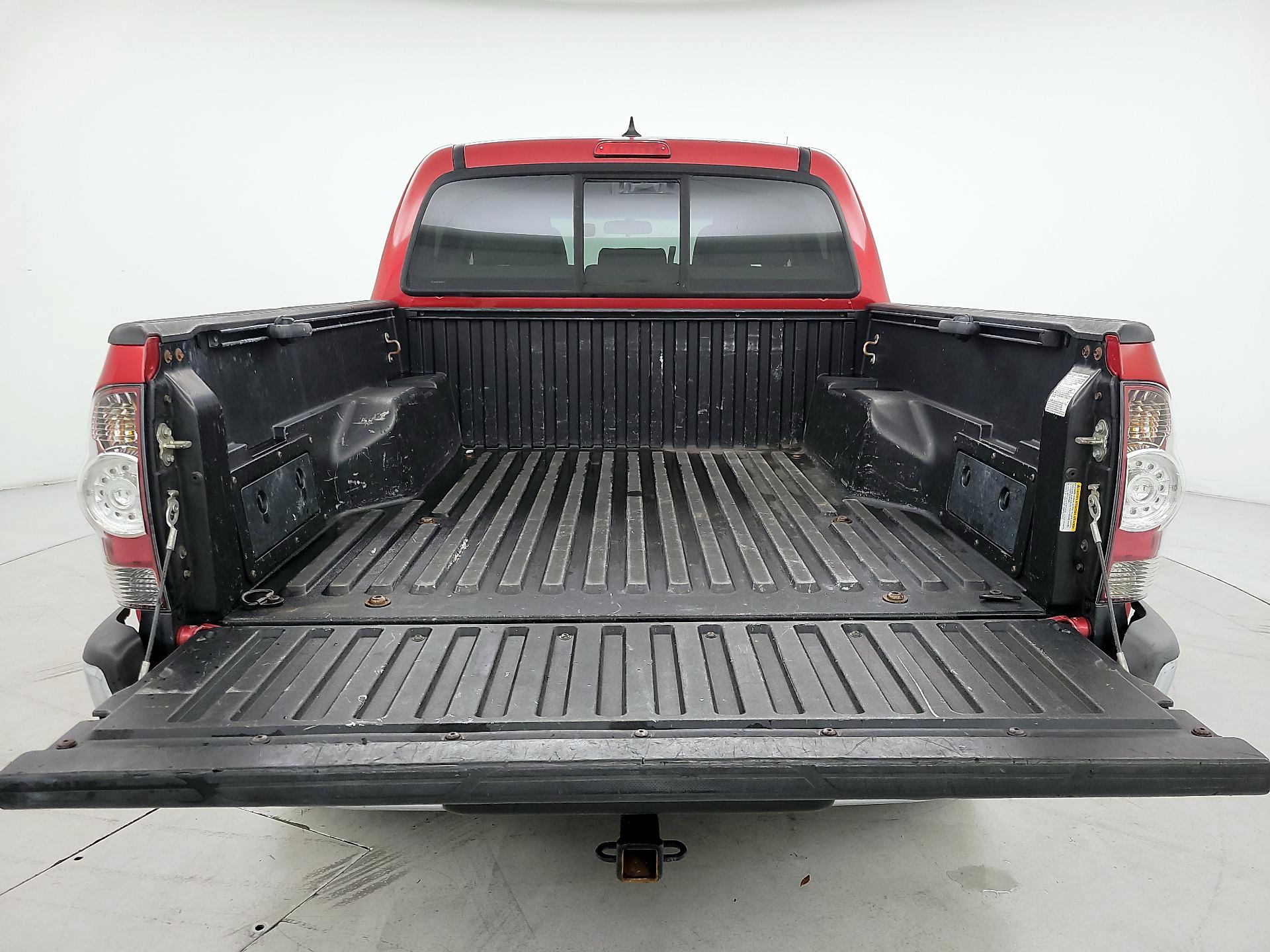 Thumbnail: 2014 Toyota Tacoma - 20