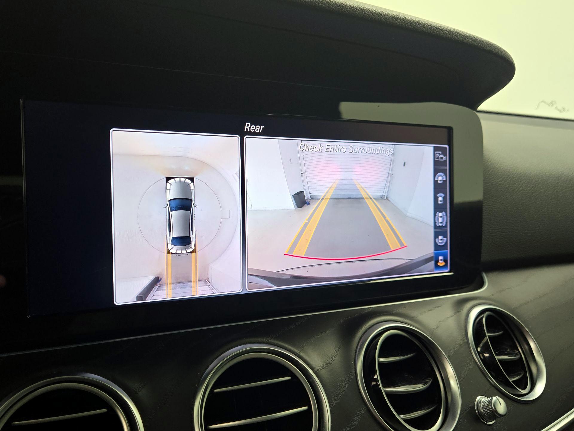 Thumbnail: 2019 Mercedes-Benz E-Class - 14