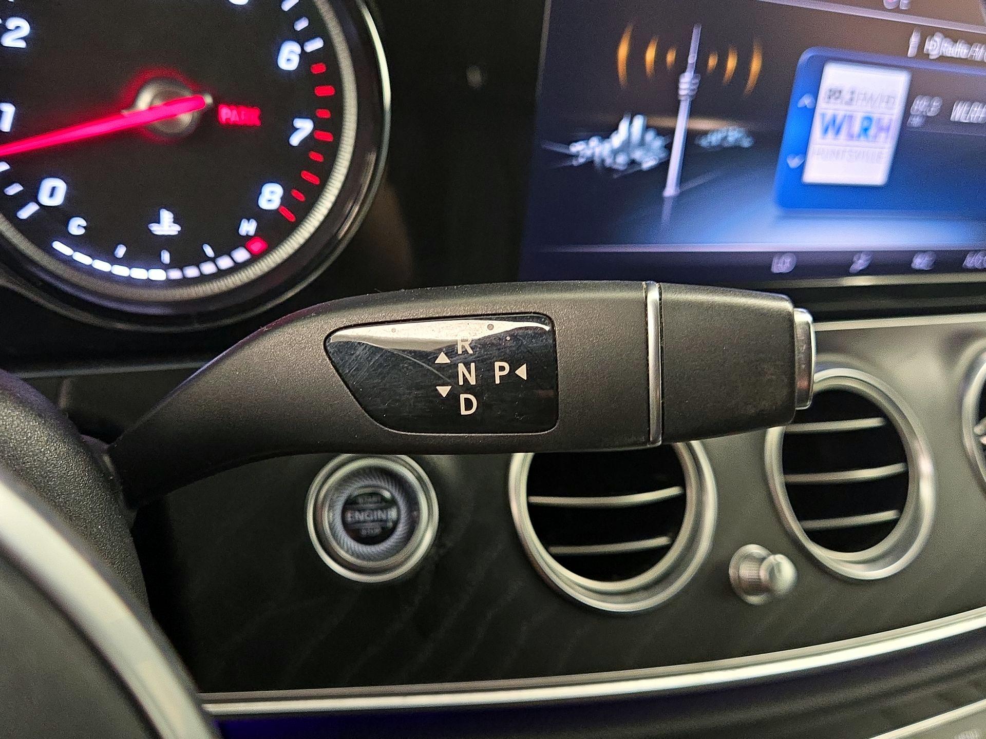 Thumbnail: 2019 Mercedes-Benz E-Class - 17