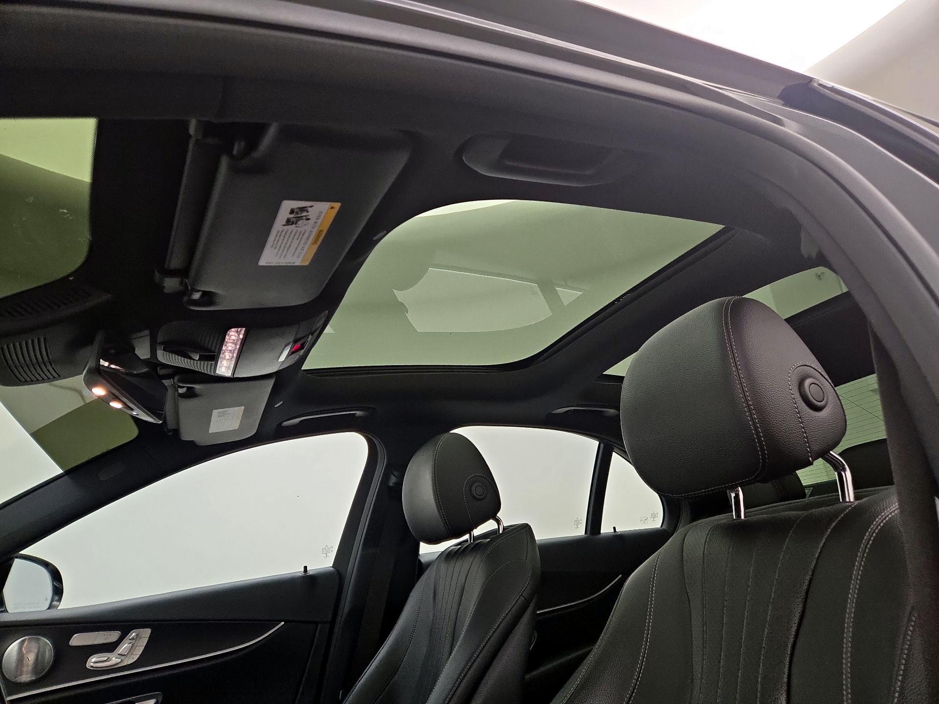 Thumbnail: 2019 Mercedes-Benz E-Class - 19