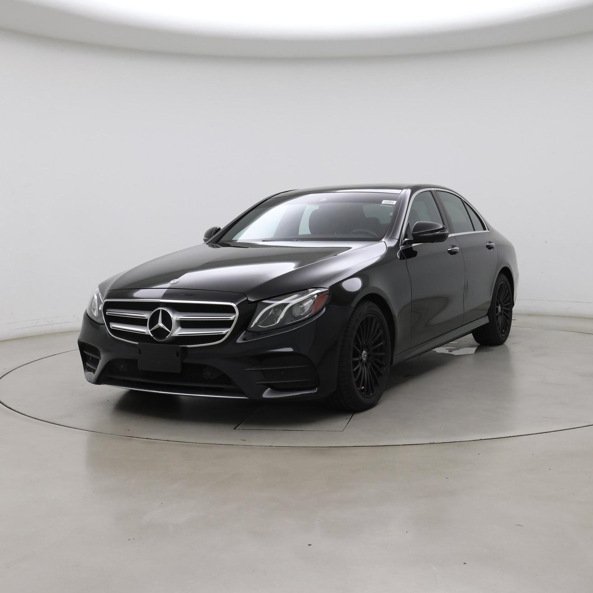 Thumbnail: 2019 Mercedes-Benz E-Class - 4