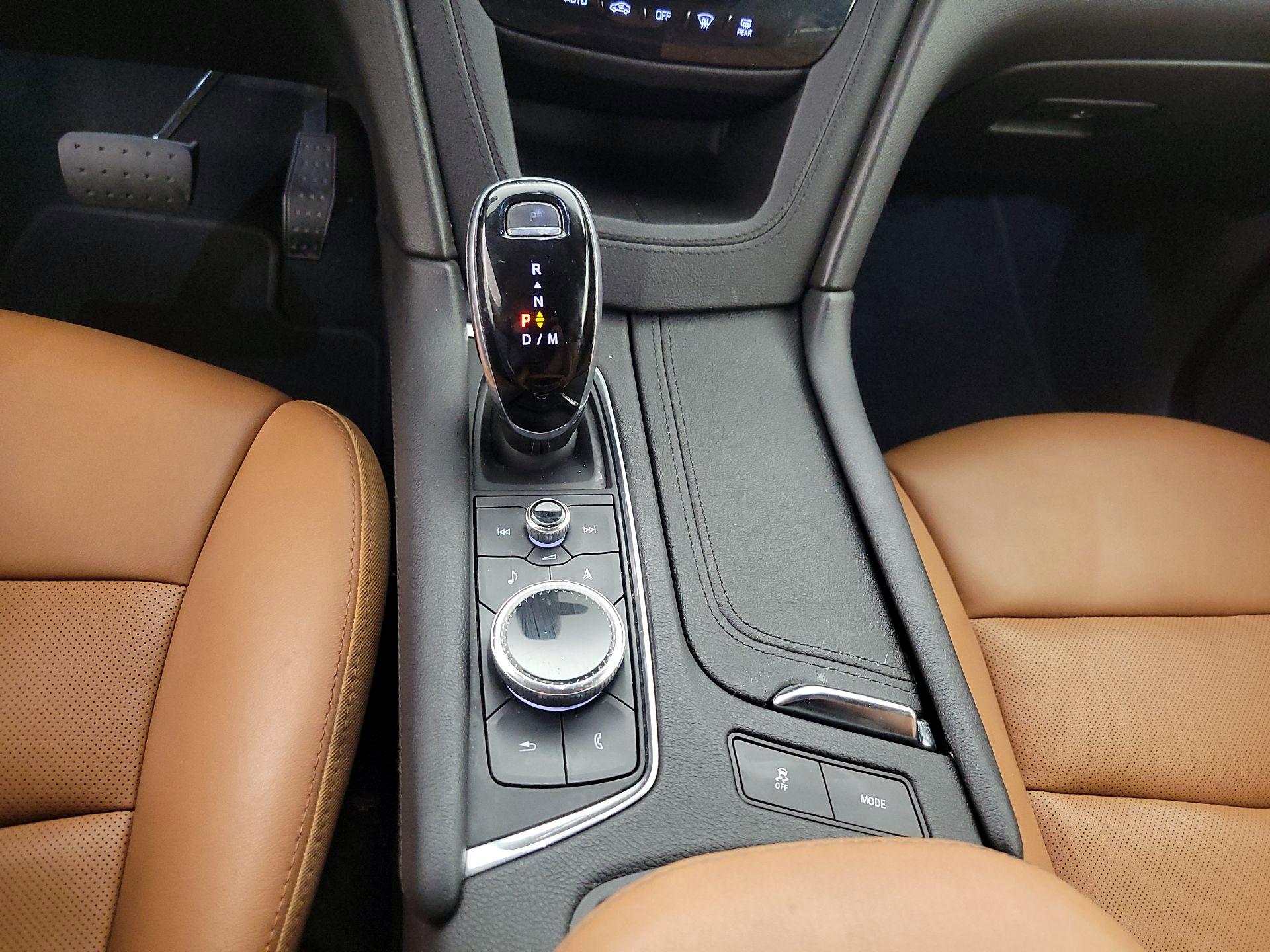 Thumbnail: 2020 Cadillac XT5 - 18