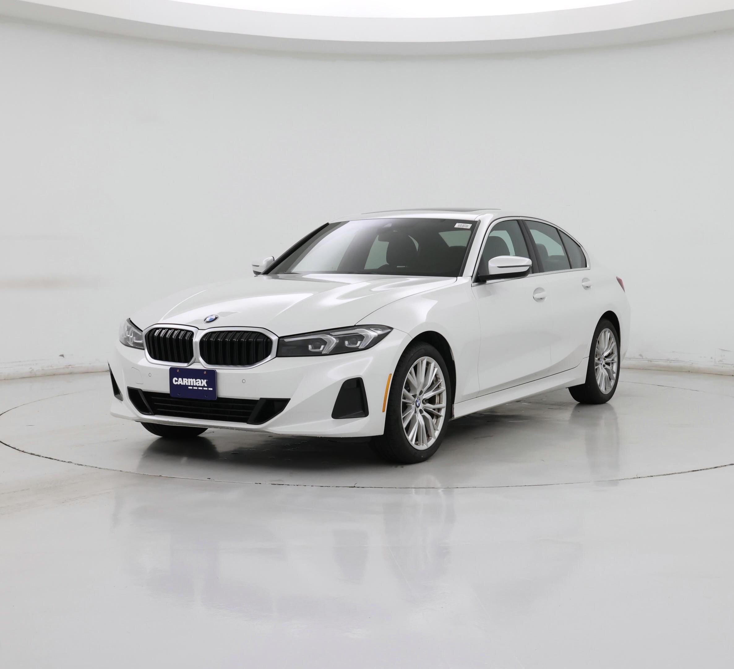 Thumbnail: 2024 BMW 3 Series - 4