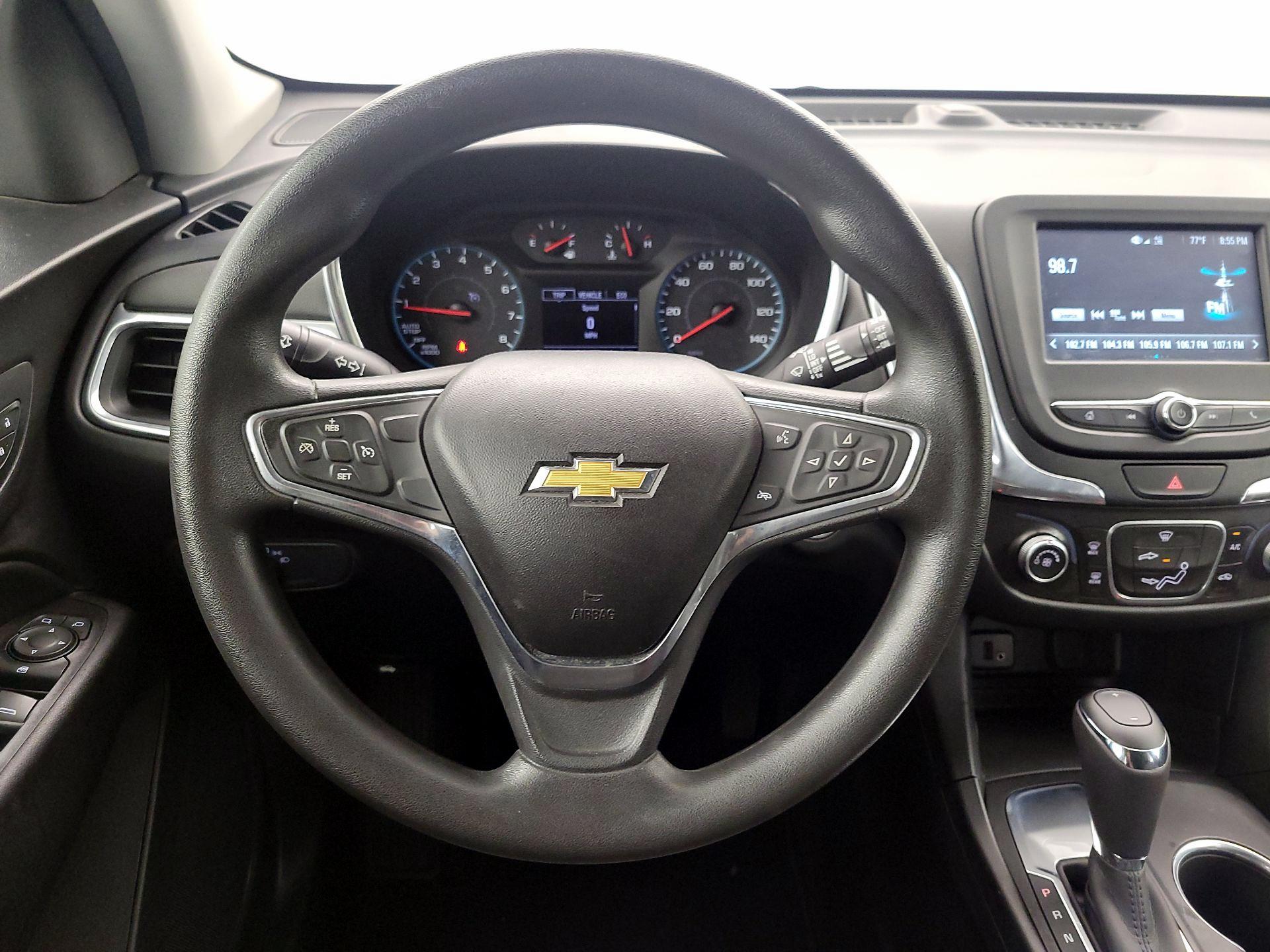 Thumbnail: 2018 Chevrolet Equinox - 10