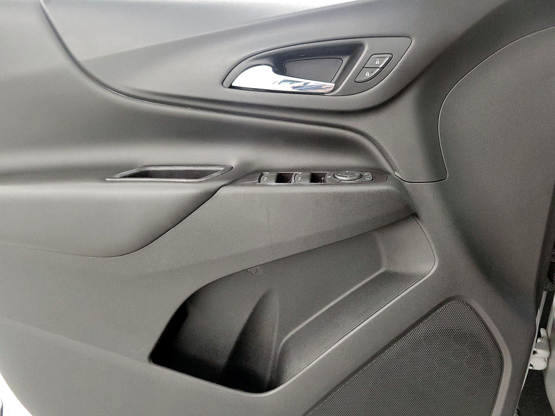 Thumbnail: 2018 Chevrolet Equinox - 12