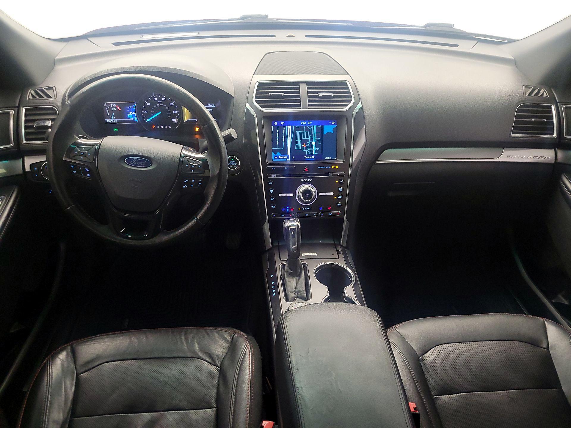 Thumbnail: 2017 Ford Explorer - 9