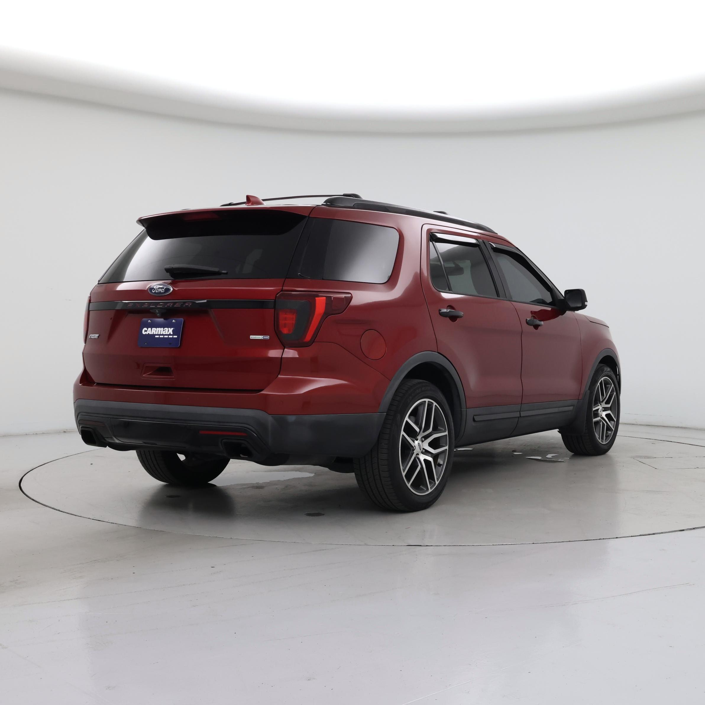Thumbnail: 2017 Ford Explorer - 8
