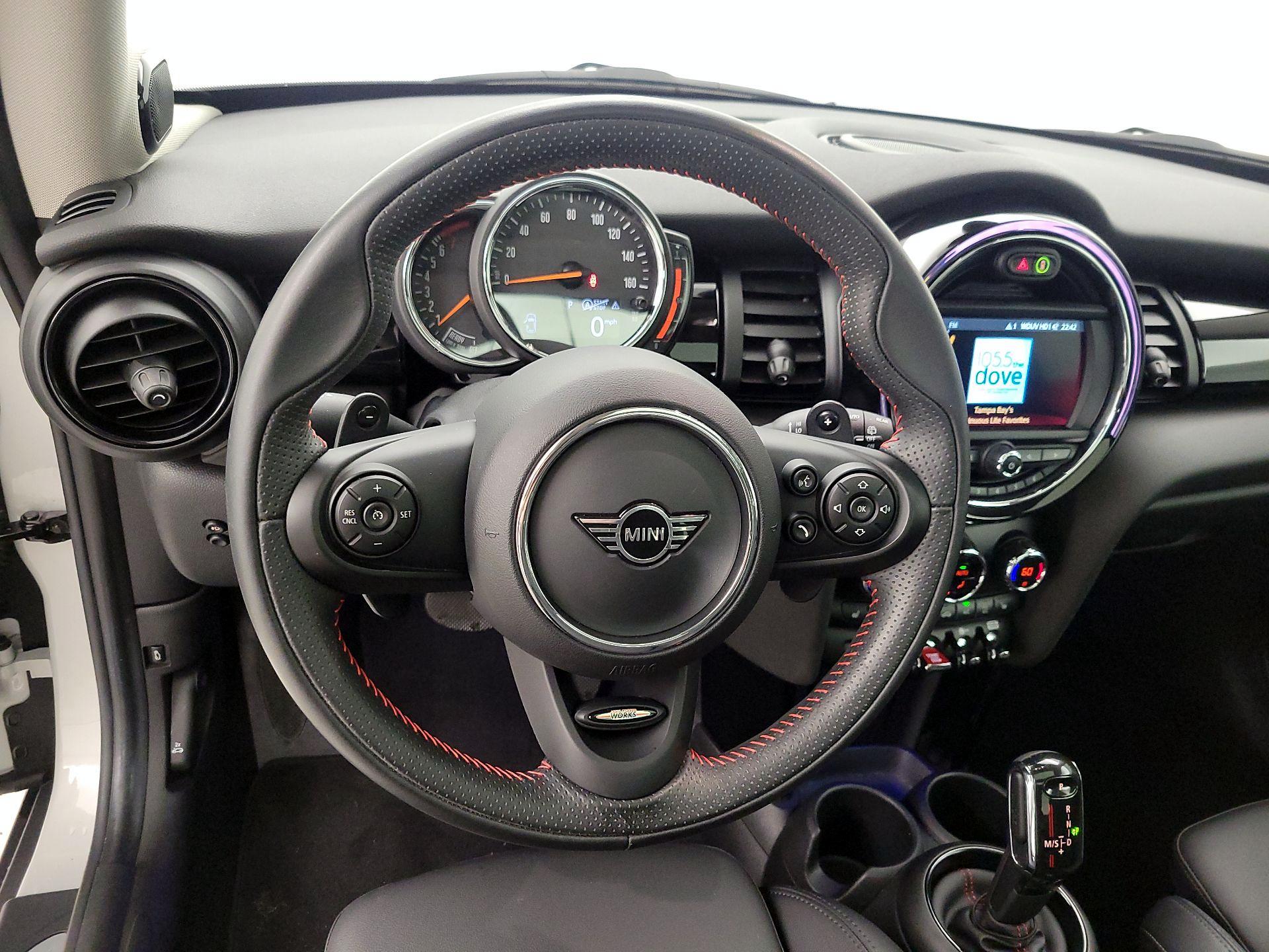Thumbnail: 2021 MINI Cooper Hardtop - 10