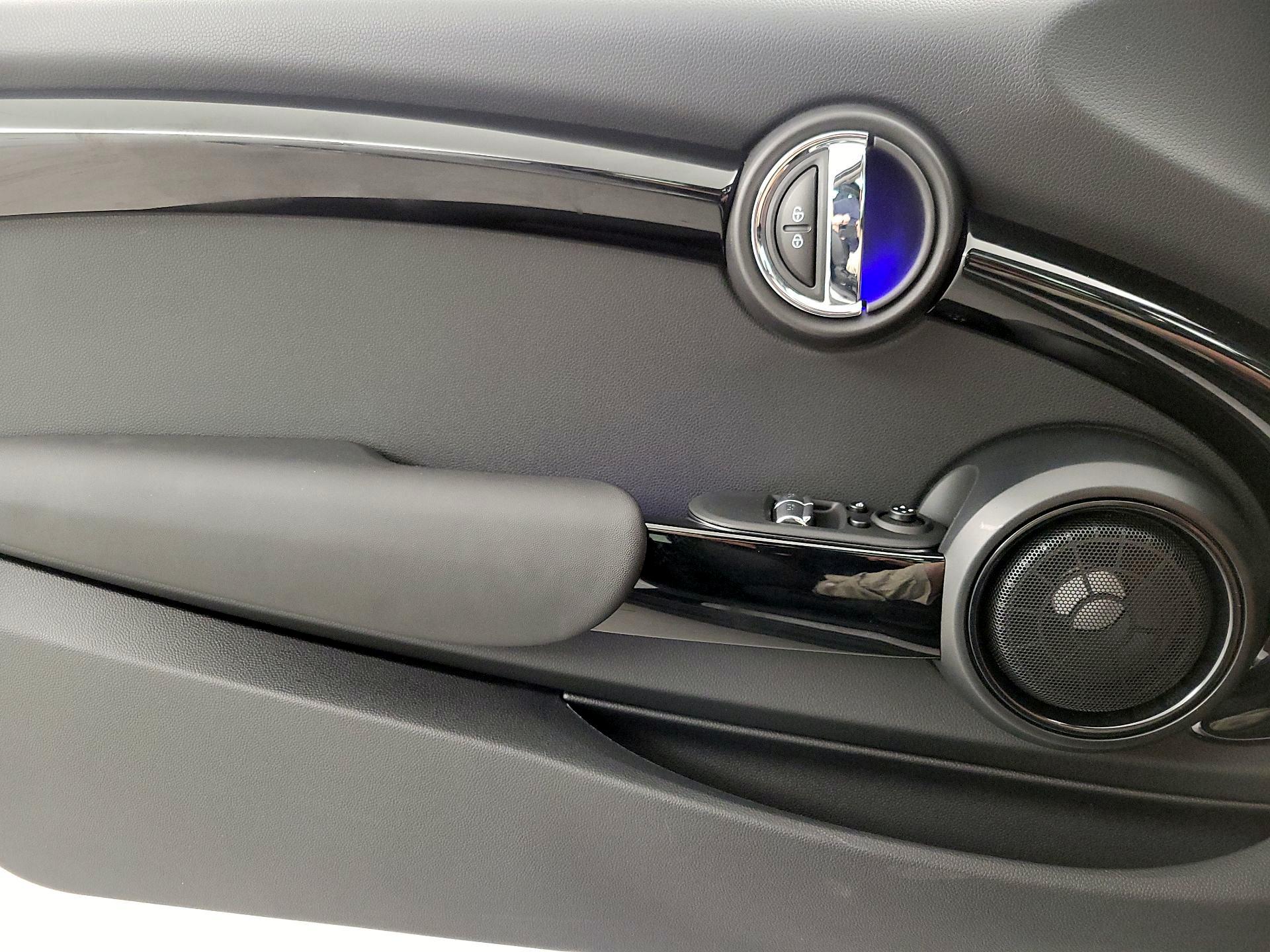 Thumbnail: 2021 MINI Cooper Hardtop - 12