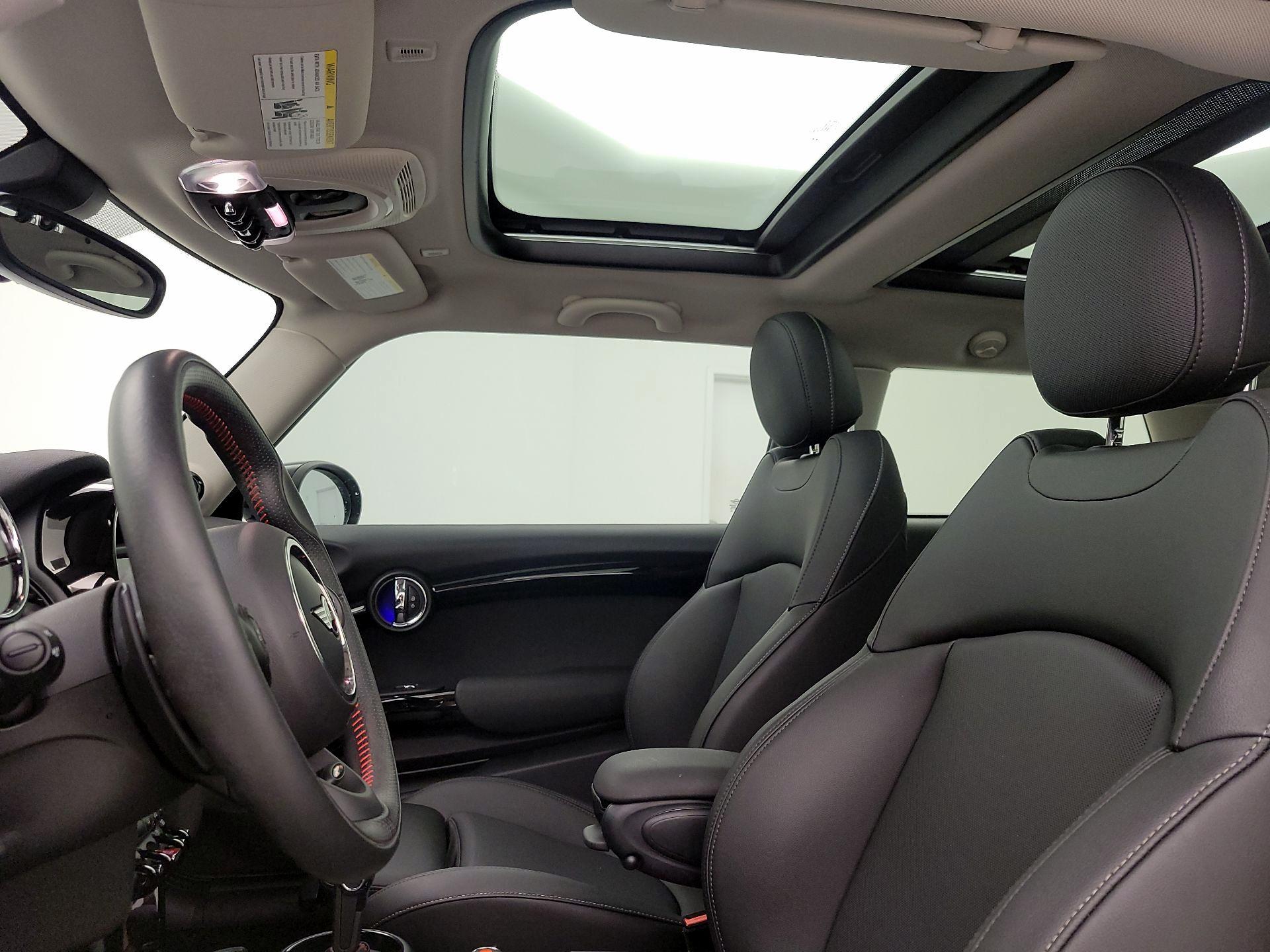 Thumbnail: 2021 MINI Cooper Hardtop - 19