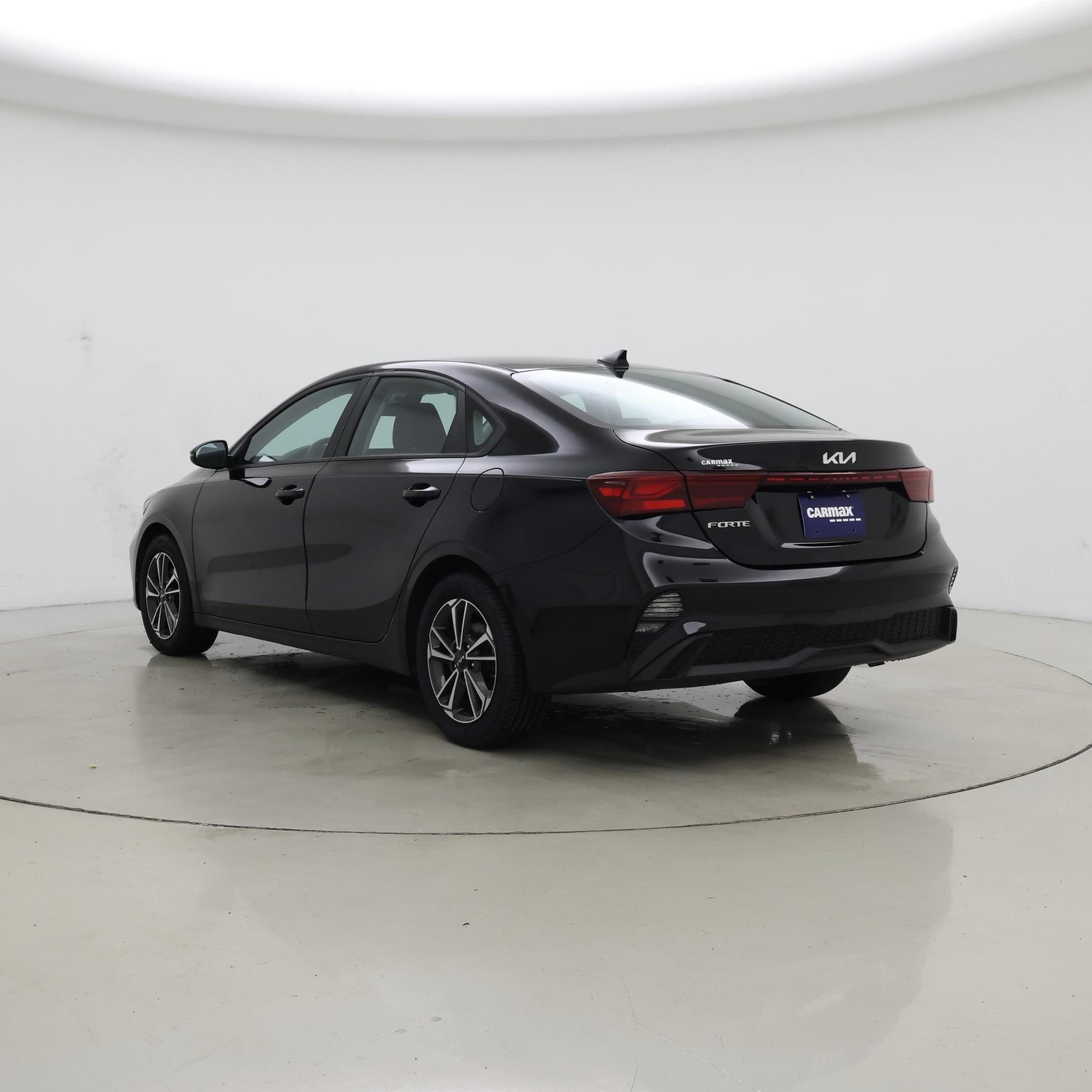 Thumbnail: 2023 Kia Forte - 2