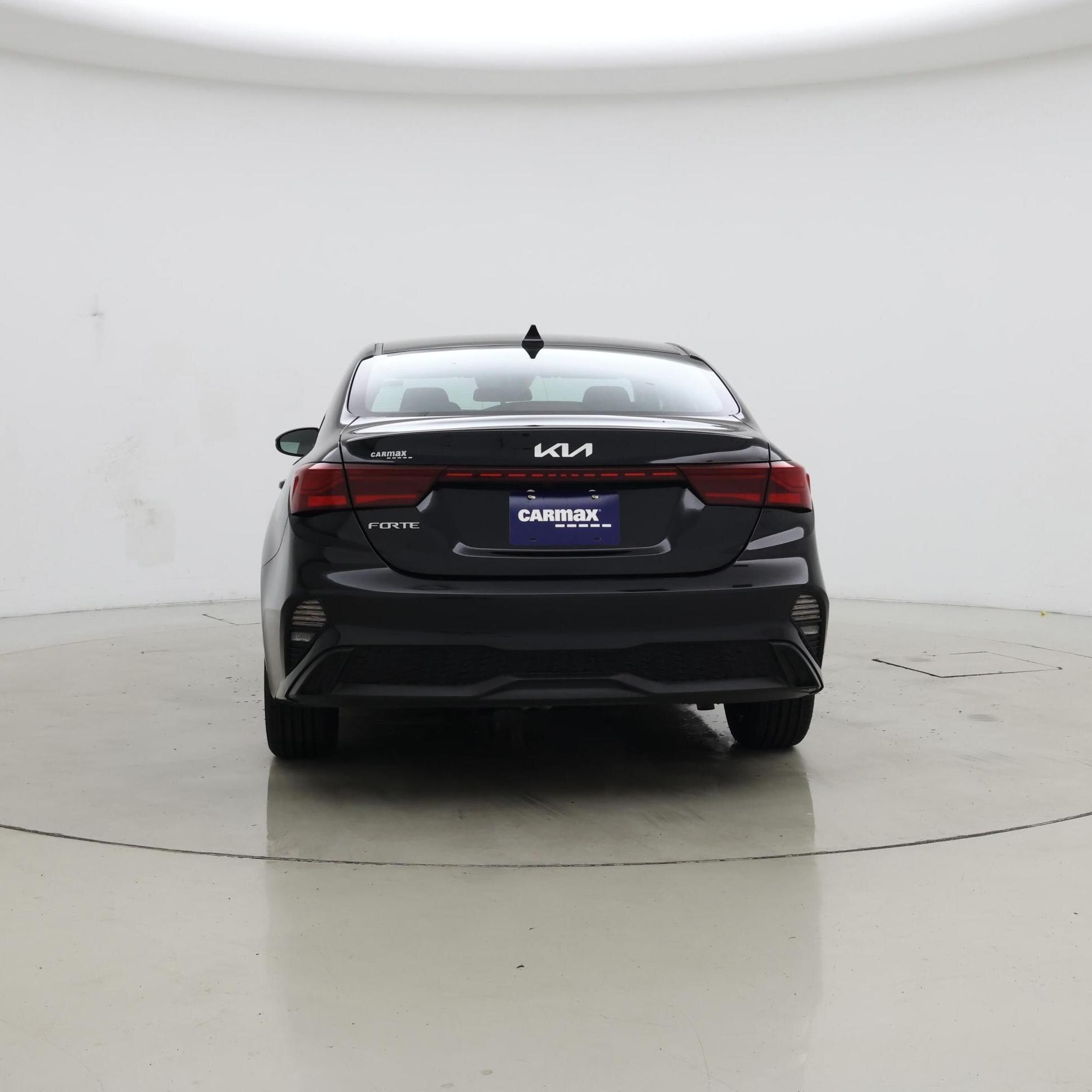 Thumbnail: 2023 Kia Forte - 6