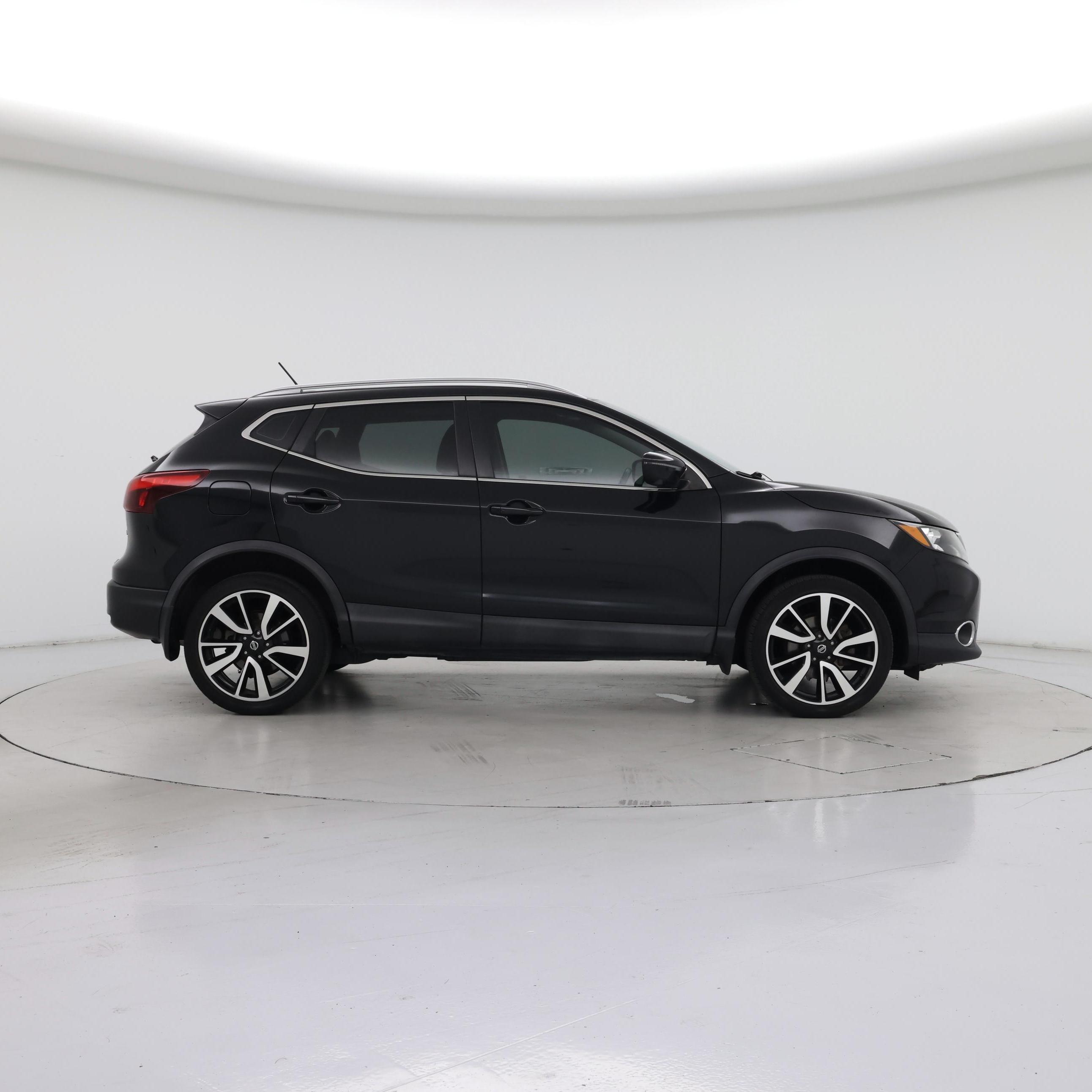 Thumbnail: 2018 Nissan Rogue - 7