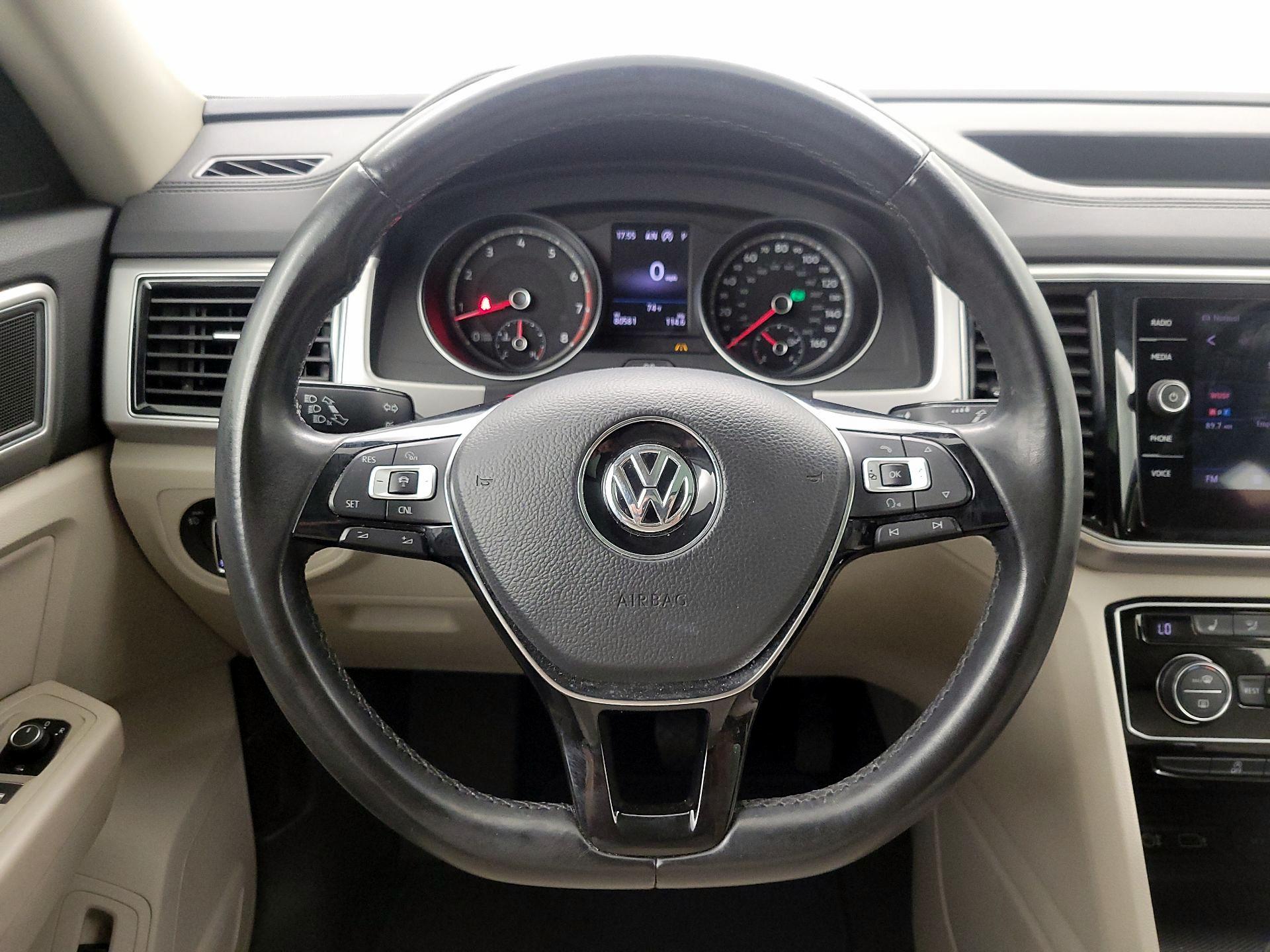Thumbnail: 2018 Volkswagen Atlas - 10