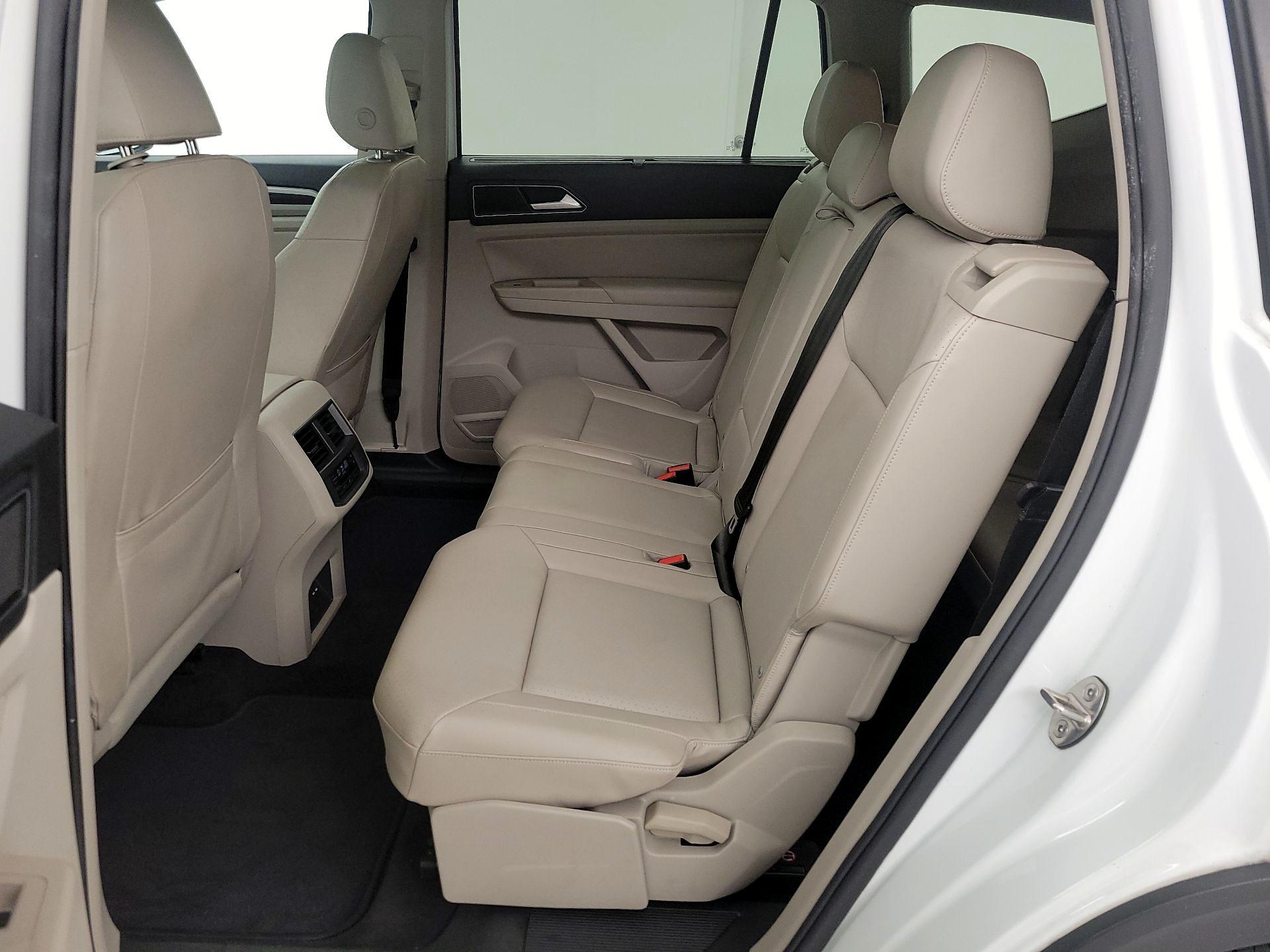 Thumbnail: 2018 Volkswagen Atlas - 20